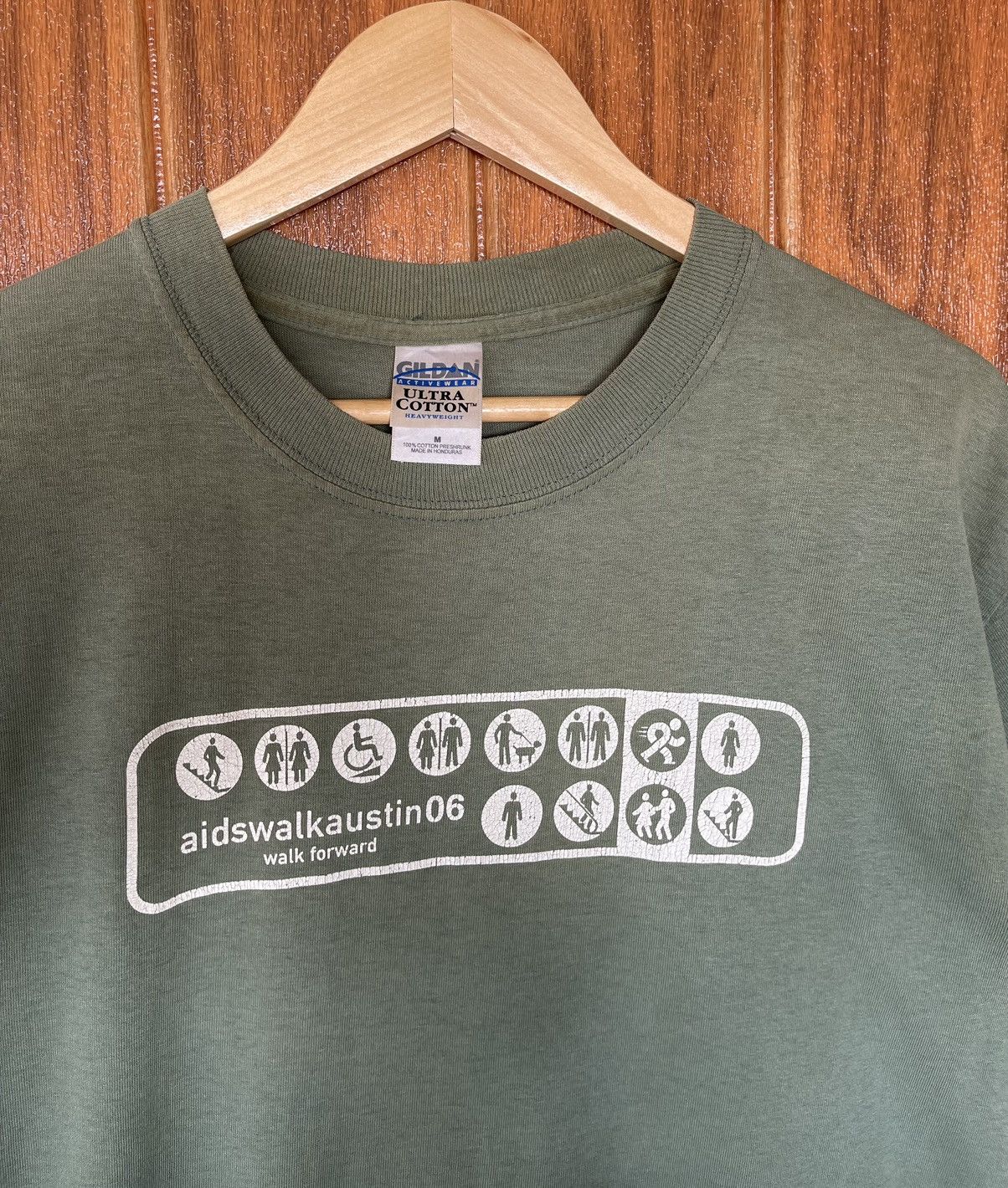 Vintage Vintage’y2k🔥HUMOR🔥Aids Walk Austin 06 Faded Tshirt Size US M / EU 48-50 / 2 - 3 Thumbnail