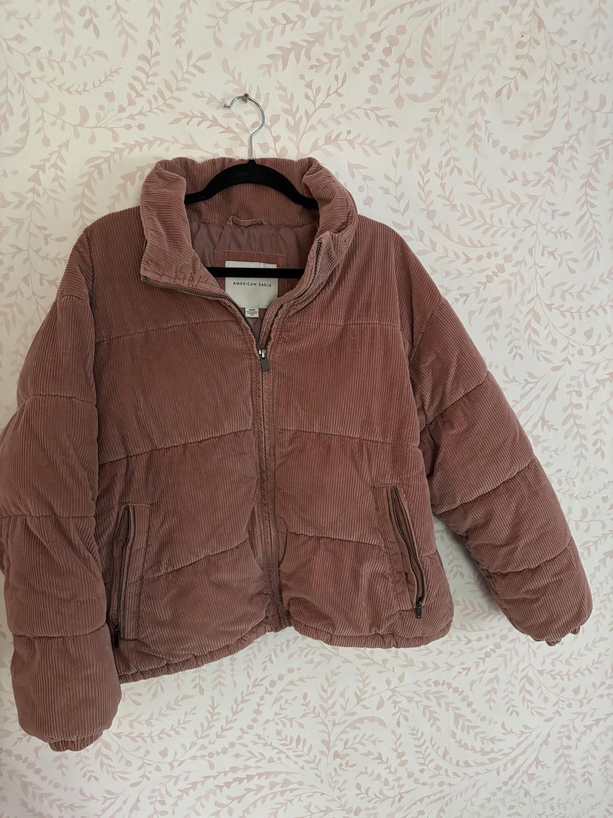 American Eagle Outfitters Dusty Rose American Eagle Corduroy Puffer Jacket M Size M / US 6-8 / IT 42-44 - 1 Thumbnail