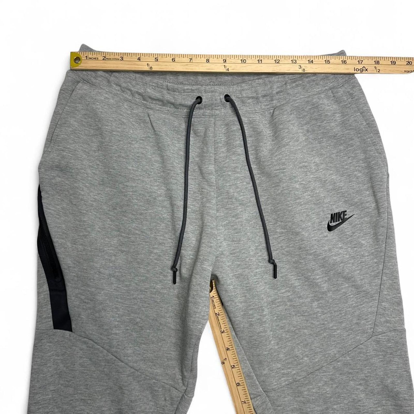 Nike Nike Tech Fleece Gray Black Joggers Men’s XL Sweatpants Size US 32 / EU 48 - 7 Thumbnail