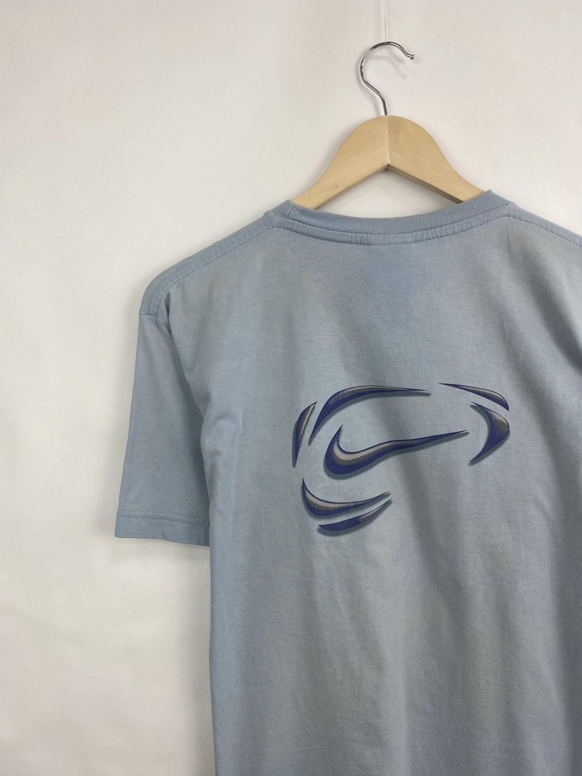 Nike × Vintage 🇺🇸 Vintage 90s Nike Y2K T-Shirt Rare Retro Hype Size US S / EU 44-46 / 1 - 7 Thumbnail
