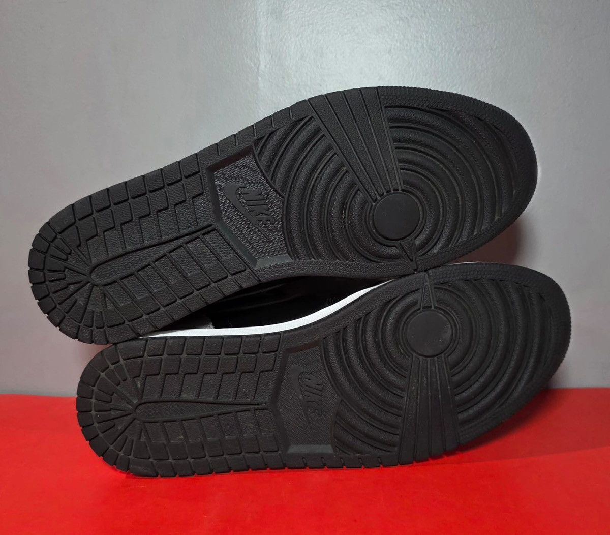 Jordan Brand Size 10.5 - Jordan 1 Retro OG High Shadow Size US 10.5 / EU 43-44 - 6 Thumbnail