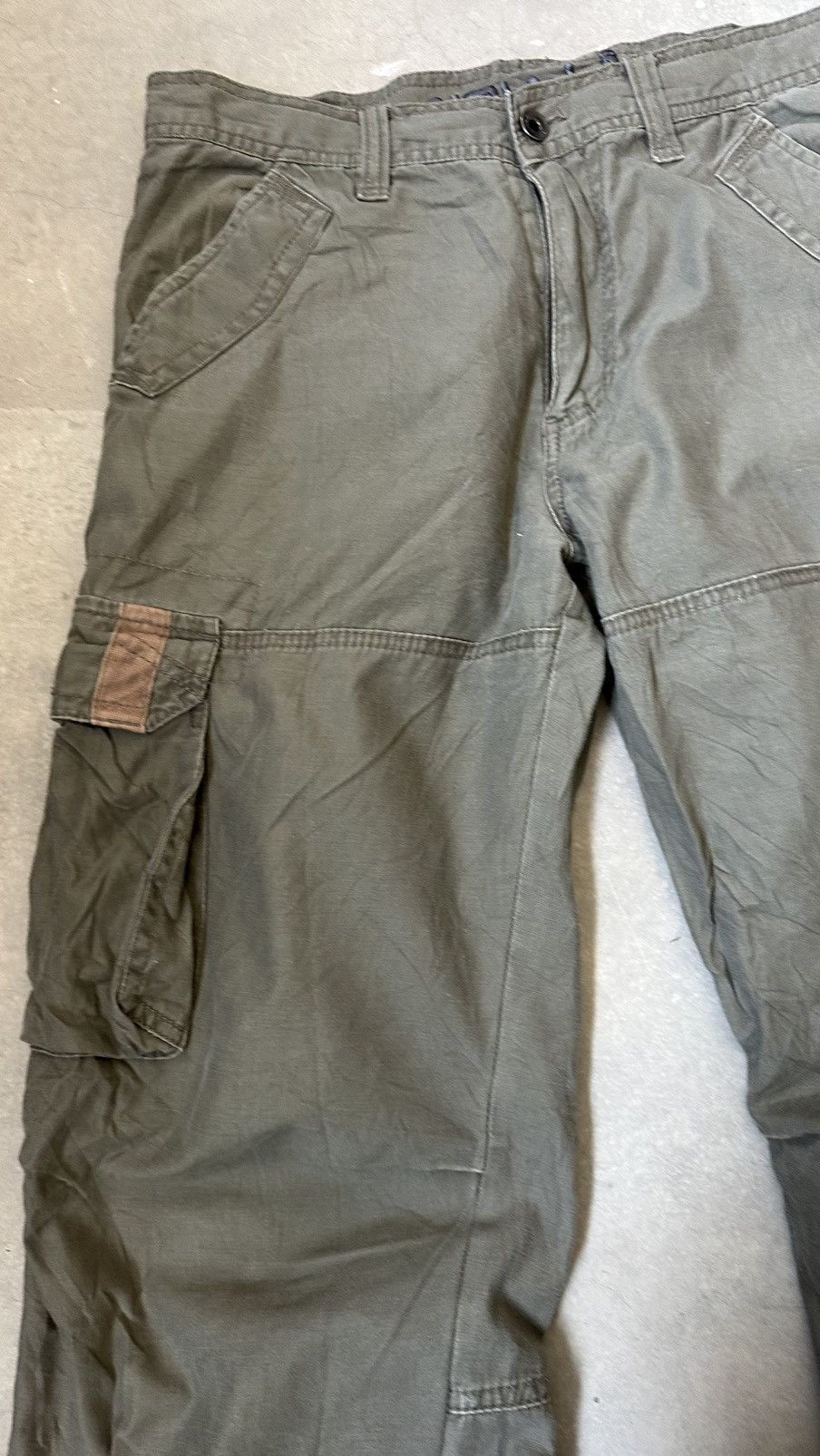 Airwalk VINTAGE AIRWALK CARGO PANT ARMY Size US 33 - 6 Thumbnail