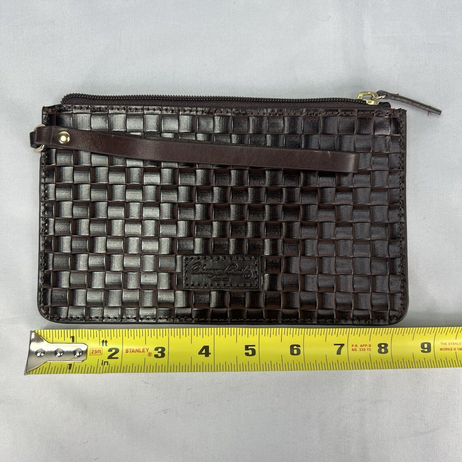 Dooney & Bourke Dooney & Bourke Brown Woven Flat Leather Wristlet Wallet Size ONE SIZE - 5 Thumbnail