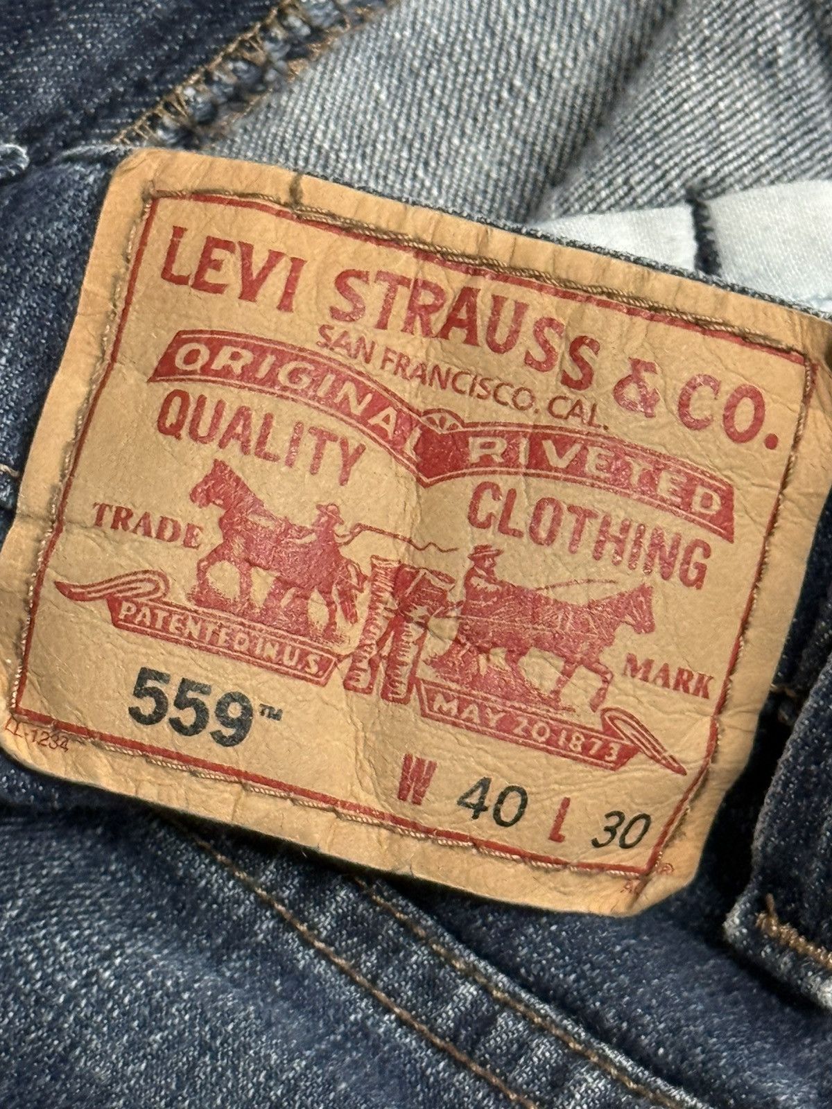 Levi's Levi's 559 Denim Jeans Distressed! Size 40 x 30 Size US 40 / EU 56 - 6 Thumbnail