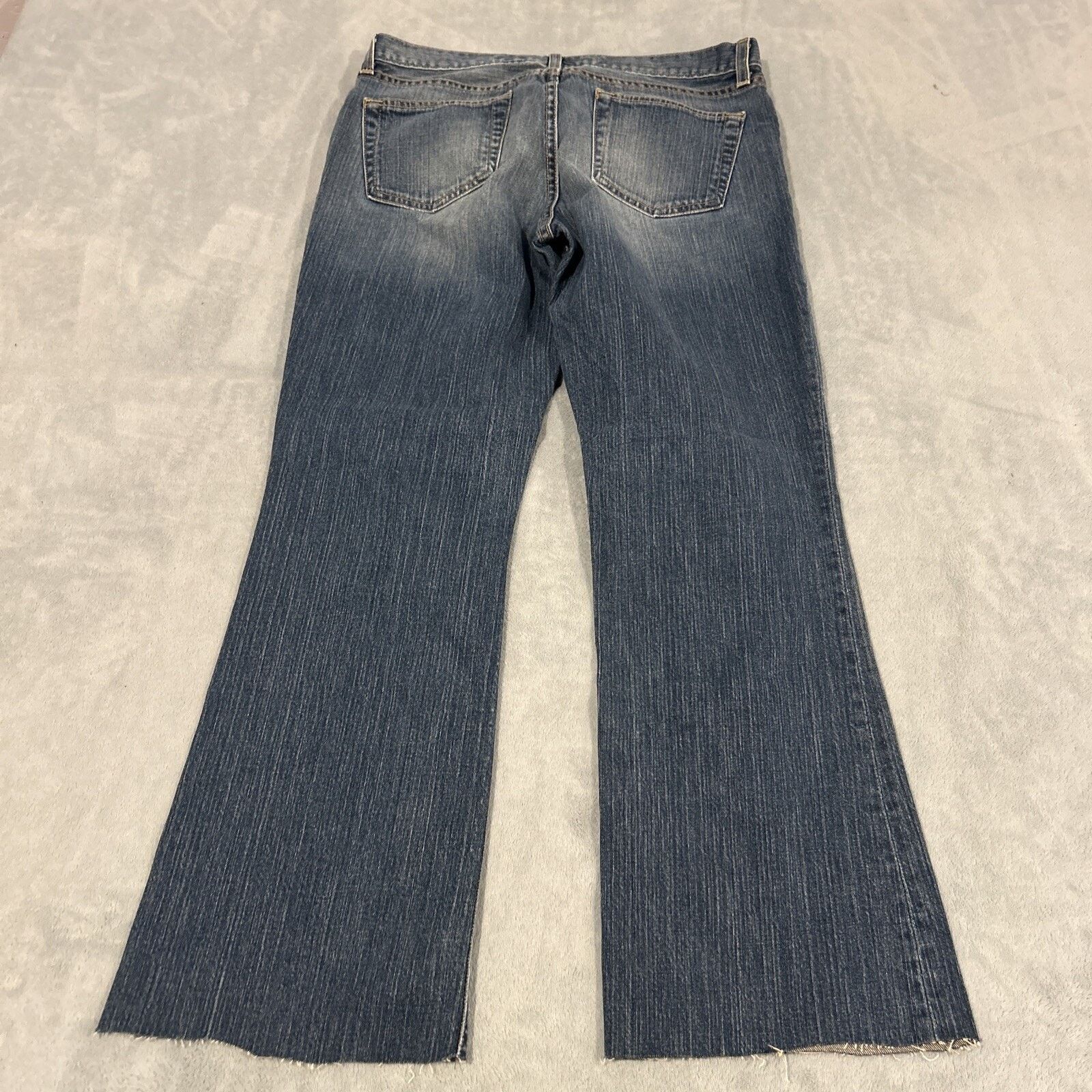 Gap Beyond Baggy Dojo Flare Jeans Womens Sz 10 33x28 Raw Hem Size 32" / US 10 / IT 46 - 2 Thumbnail