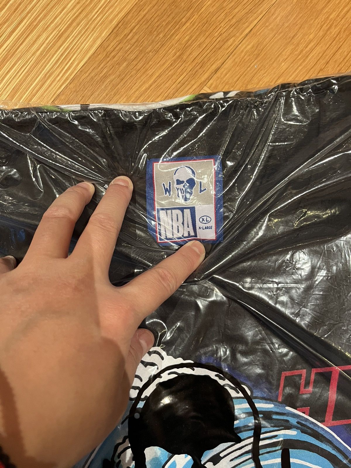 NBA × Warren Lotas Warren Lotas x NBA Miami Heat Wave Rider Tee Size US XL / EU 56 / 4 - 4 Thumbnail