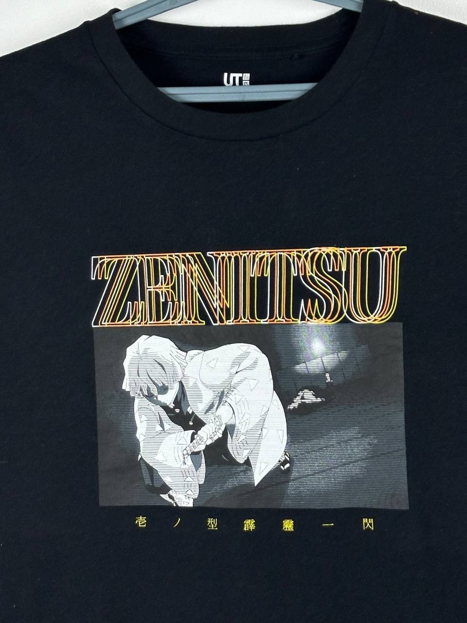 Japanese Brand × Uniqlo Zenitsu demon slayer kemitsu no yaiba tee large Size US XL / EU 56 / 4 - 4 Thumbnail