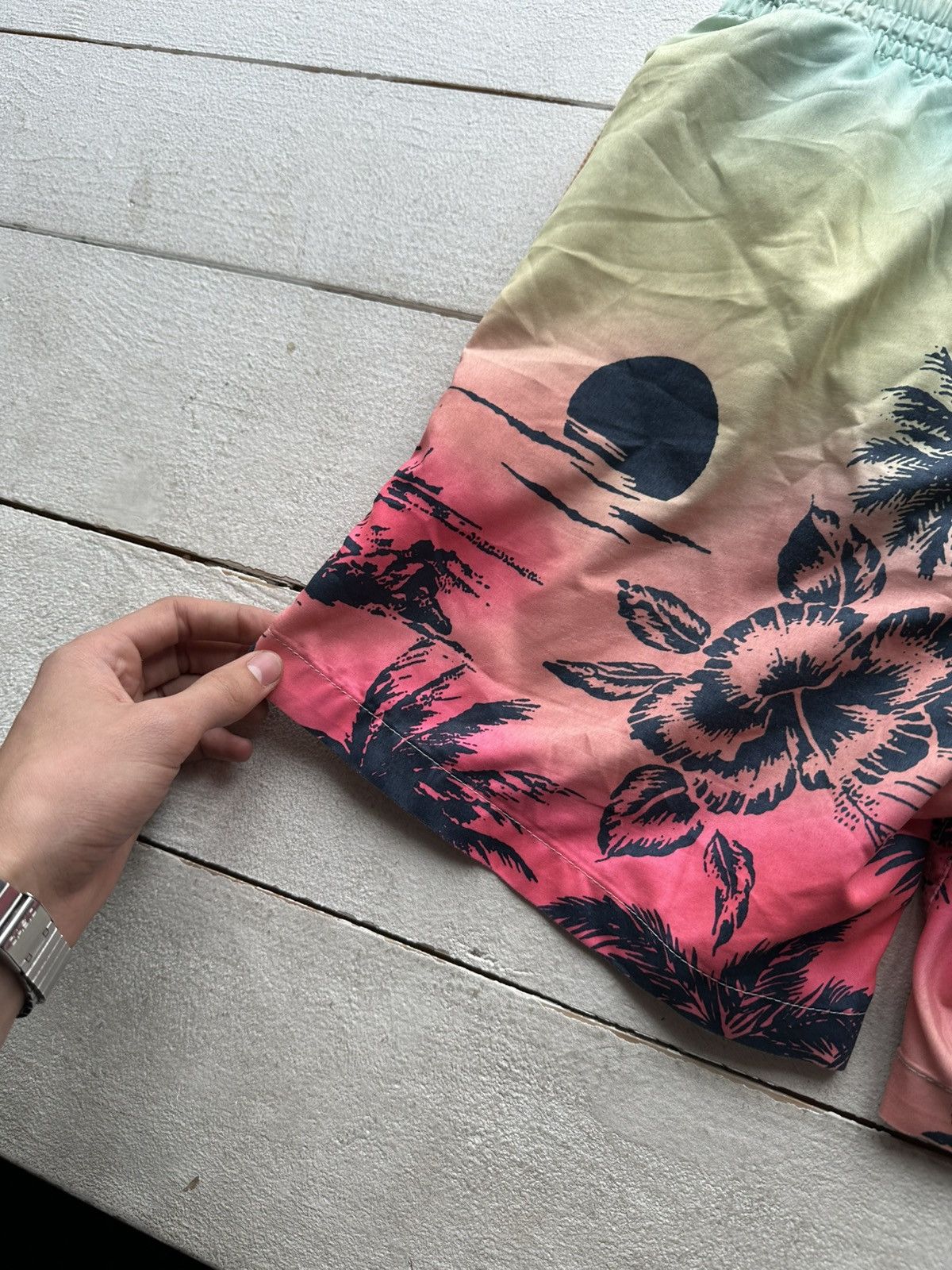 Quiksilver 🚨RARE BILLABONG BIG LOGO SWIM SHORTS Y2K SURF VINTAGE Size US 28 / EU 44 - 9 Thumbnail