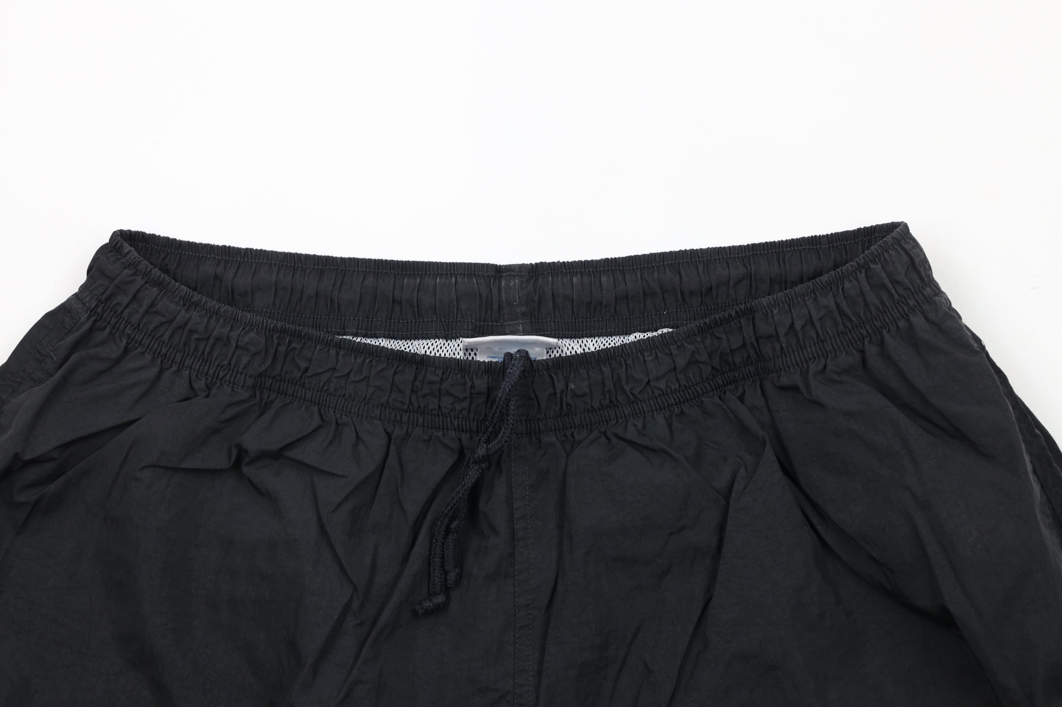 Reebok × Vintage Vintage 90s Reebok Out Lined Above Knee Shorts Baggies Black Size US 38 / EU 54 - 2 Thumbnail
