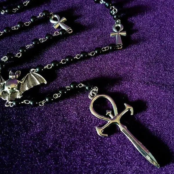 VIBE Vampire Necklace Size ONE SIZE - 7 Thumbnail