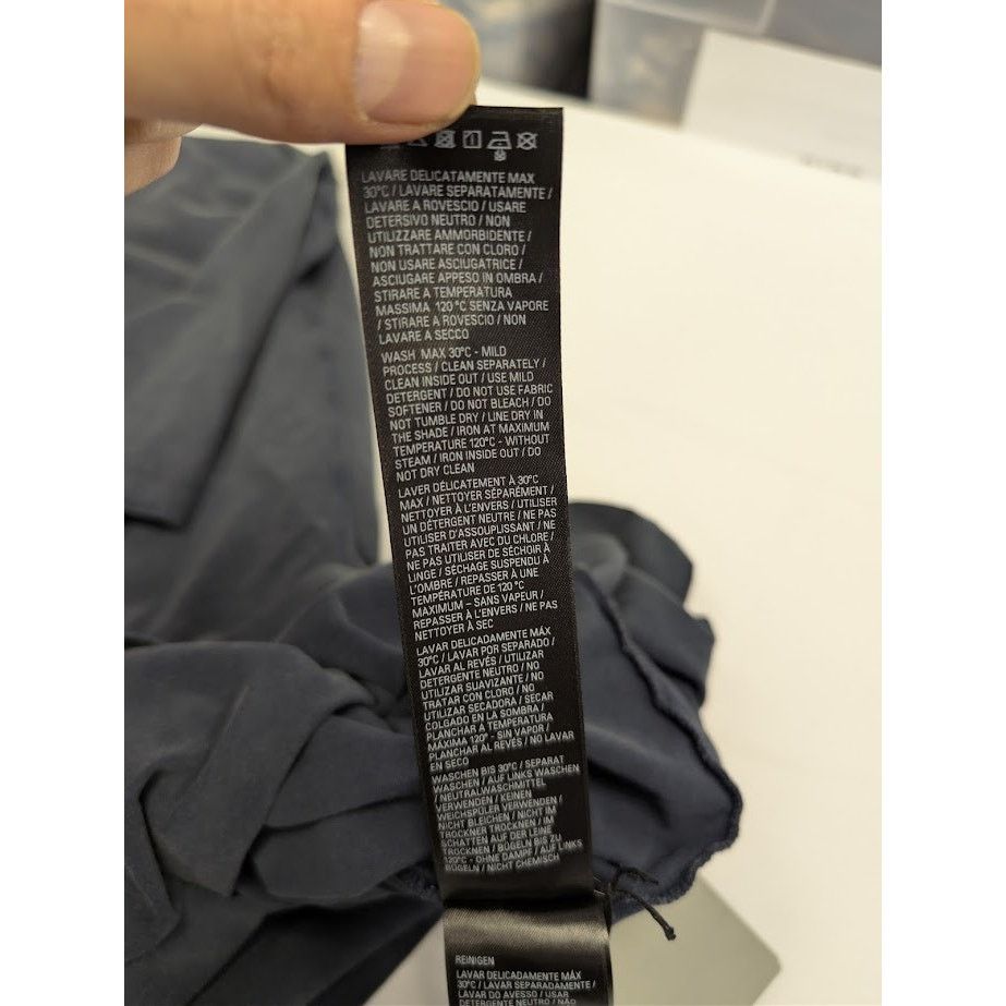 Balenciaga o1rshd1 Luxury Tee Shirt in Blue Size US L / EU 52-54 / 3 - 19 Thumbnail