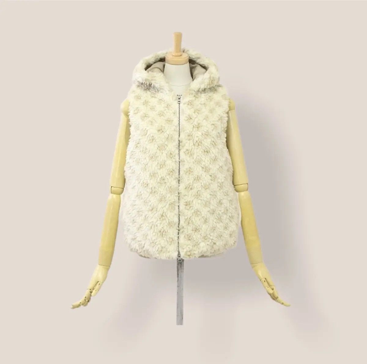 Issey Miyake GRAIL💥Ne-net by ISSEY MIYAKE Bear/Bambi Fur Ear Hoodie Vest Size US S / EU 44-46 / 1 - 15 Thumbnail