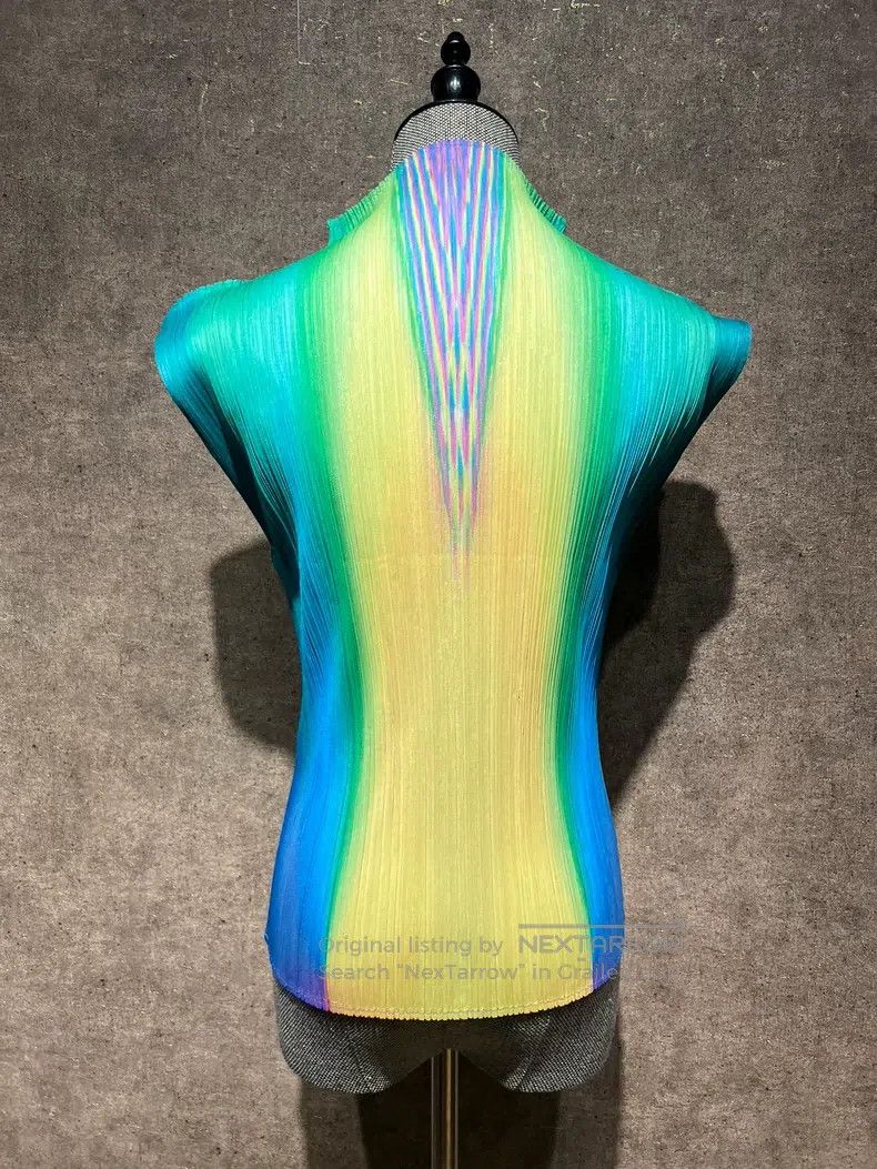 Issey Miyake Issey Miyake Aurora Sleeveless Top Size L / US 10 / IT 46 - 3 Thumbnail