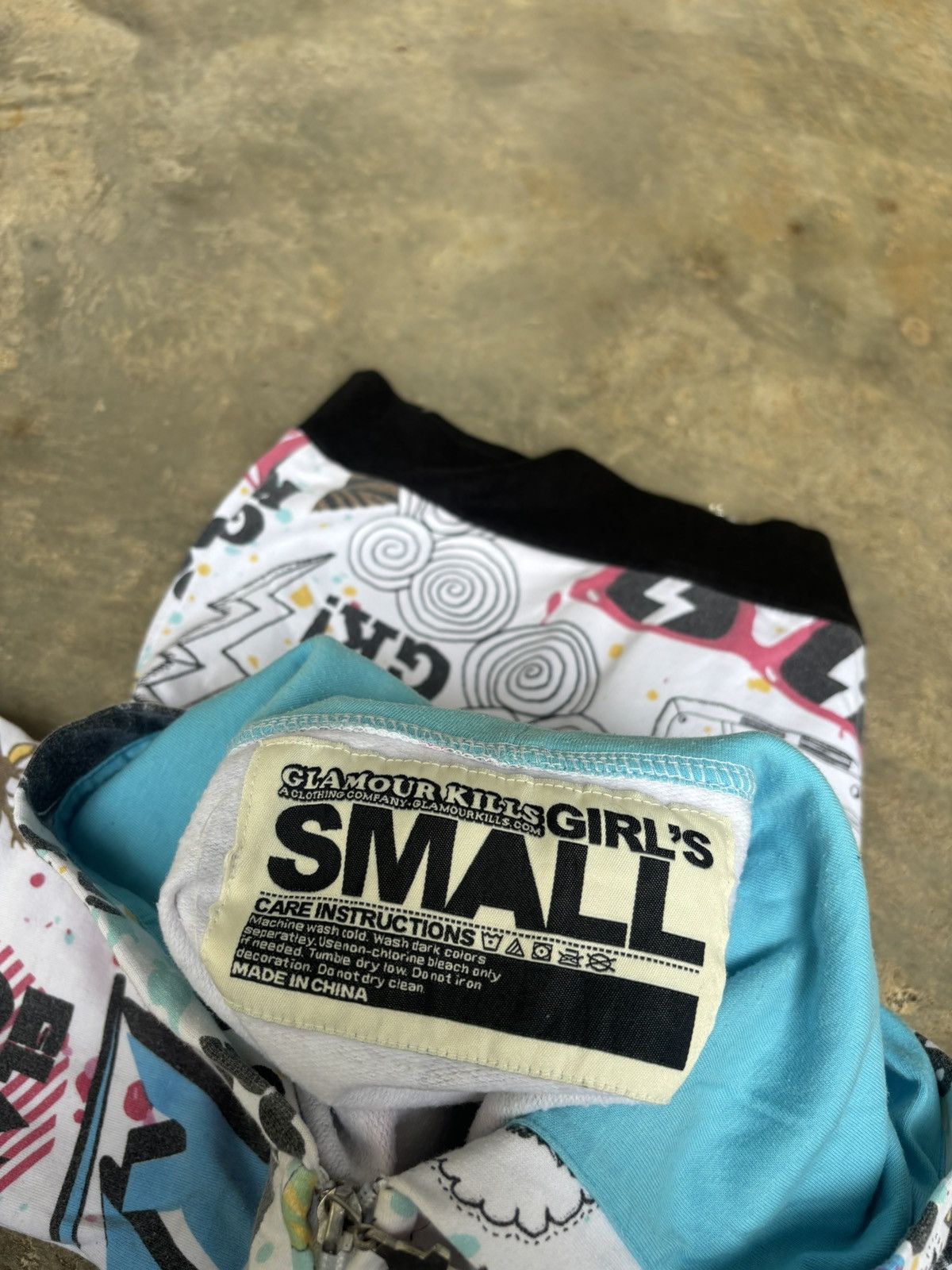 Hysteric Glamour Y2k Glamour Kills Gilr Full Print Hoodie Size US S / EU 44-46 / 1 - 6 Thumbnail