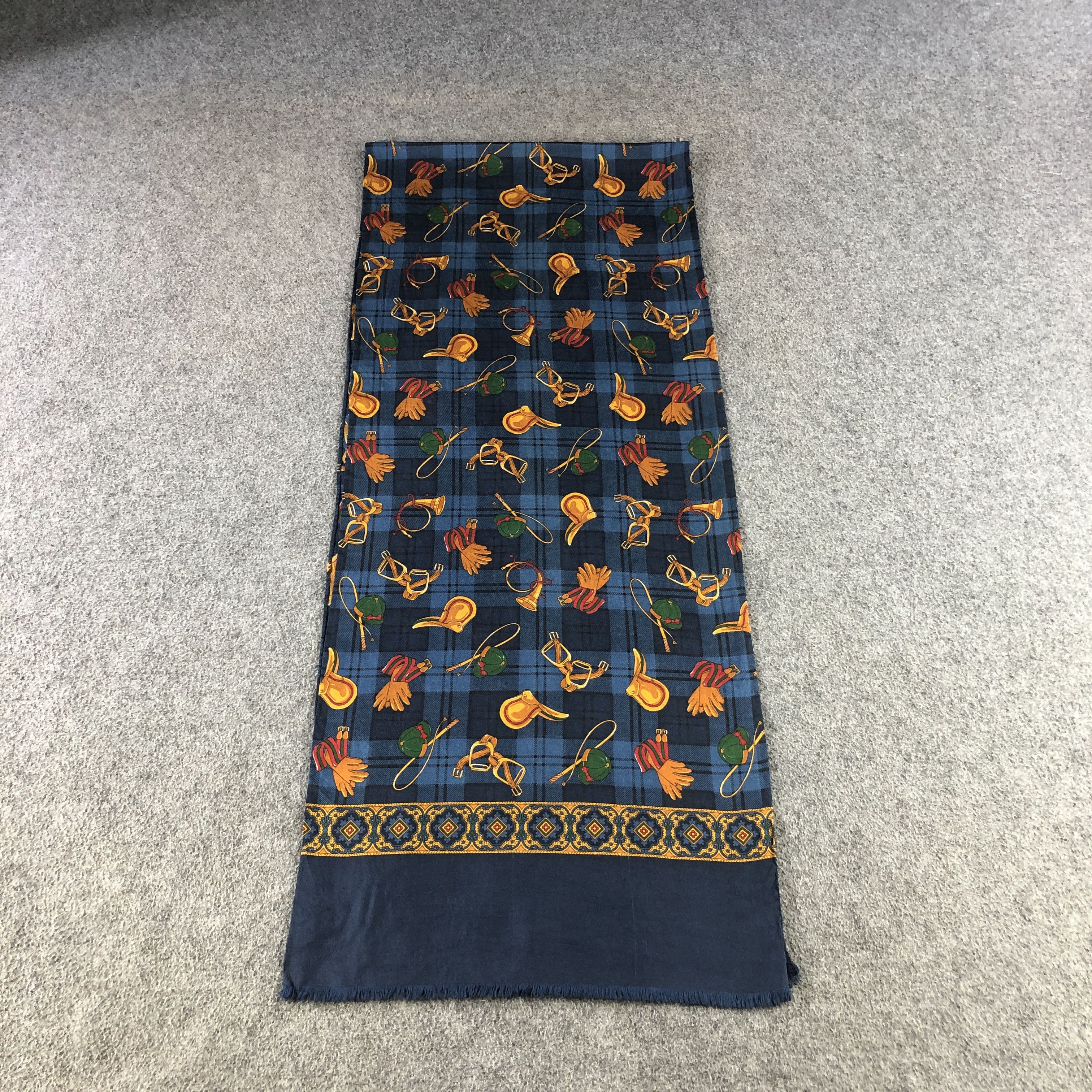 Japanese Brand Vintage Silk Scarf Muffler Stole V2903 Size ONE SIZE - 2 Thumbnail