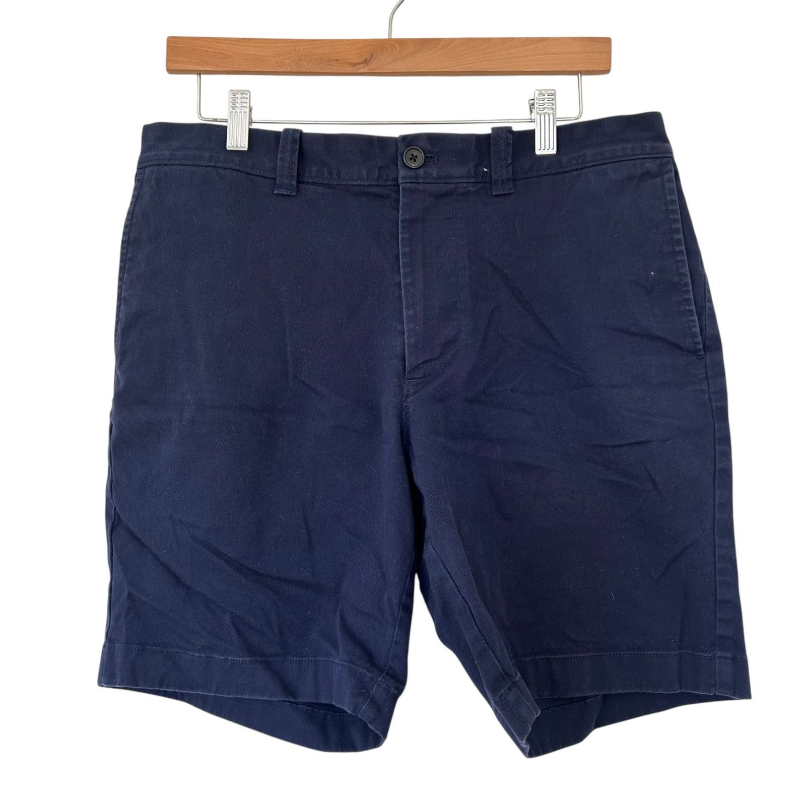 J.Crew J. Crew Mercantile Flex Navy Blue Chino Flat Front Shorts 33 Size US 33 - 1 Thumbnail