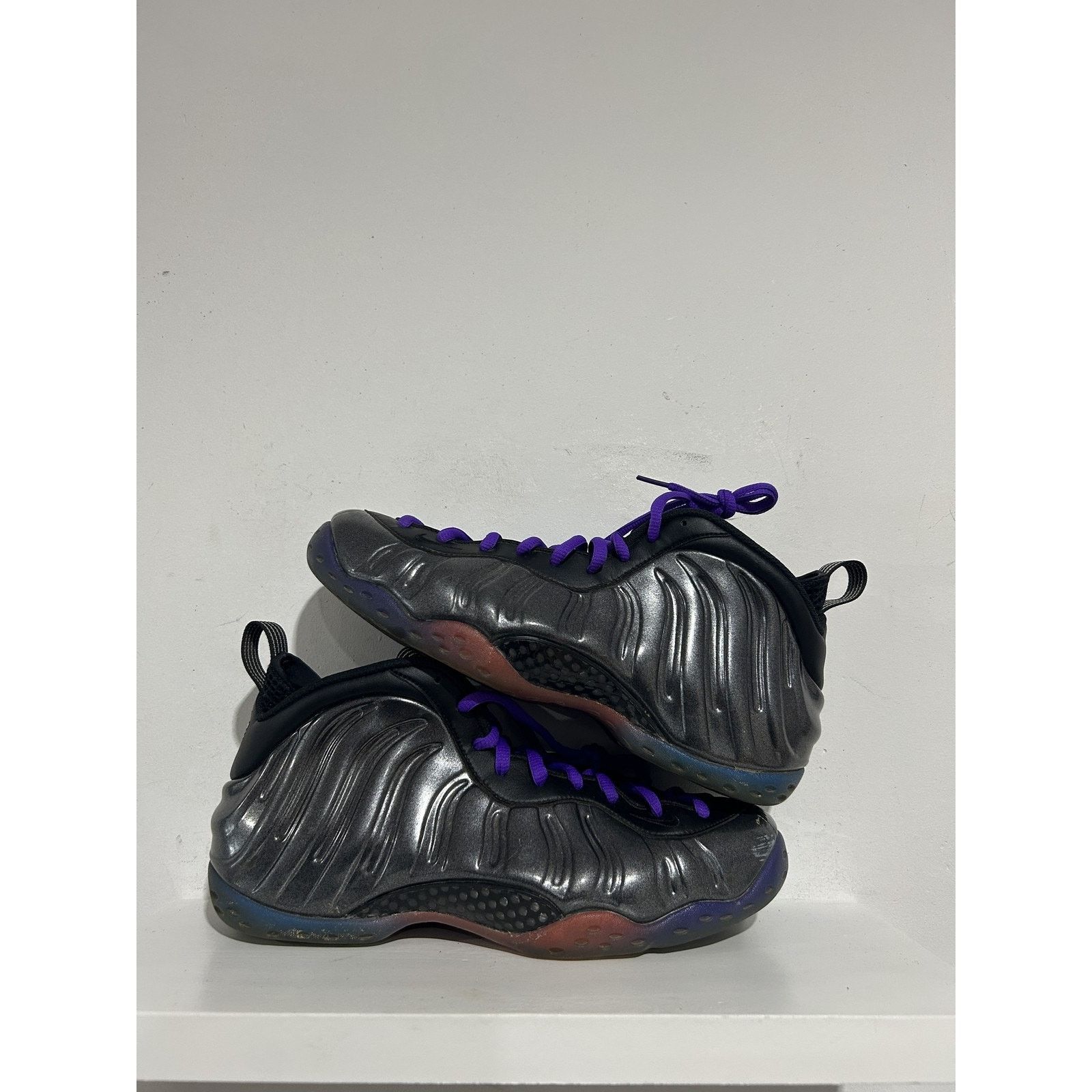 Nike AIR FOAMPOSITE 1 GRADIENT SOLES SIZE 10.5 PREOWNED Size US 10.5 / EU 43-44 - 1 Thumbnail