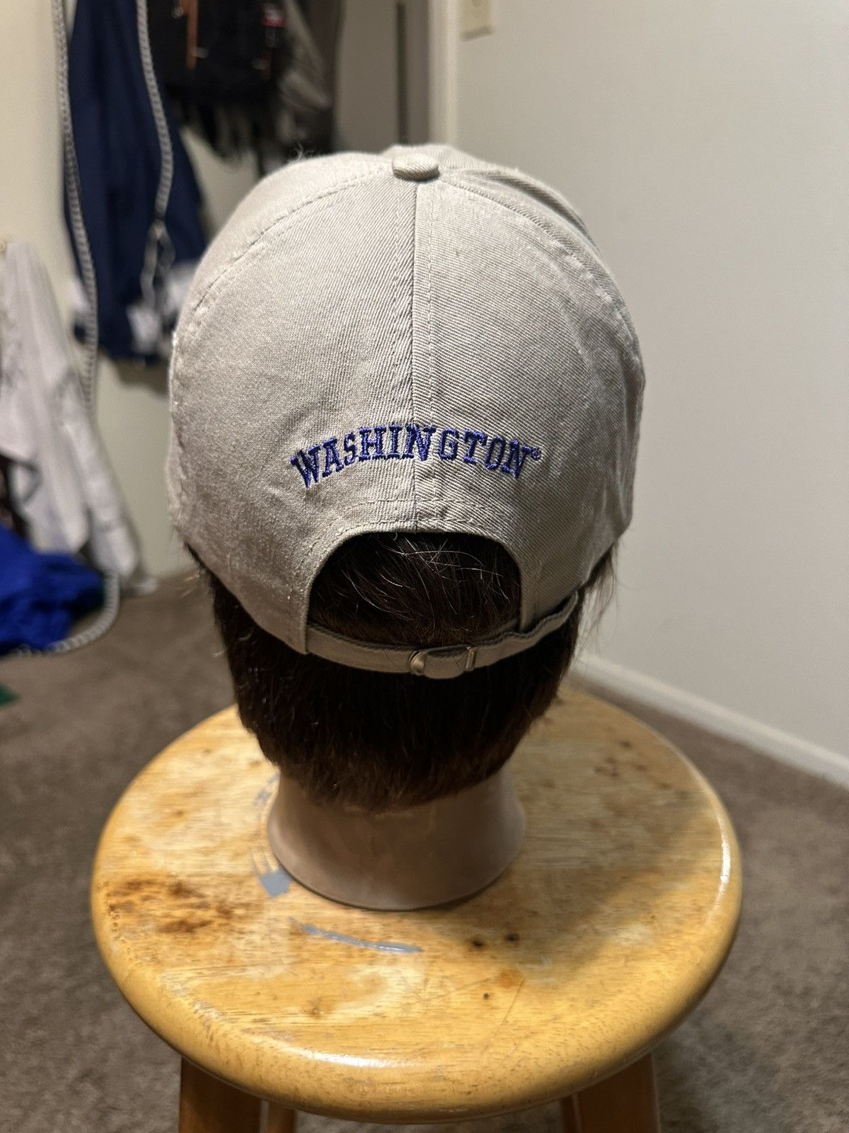 NCAA Vintage NCAA Washington Huskies “triple tan” hat 00s Size ONE SIZE - 4 Thumbnail