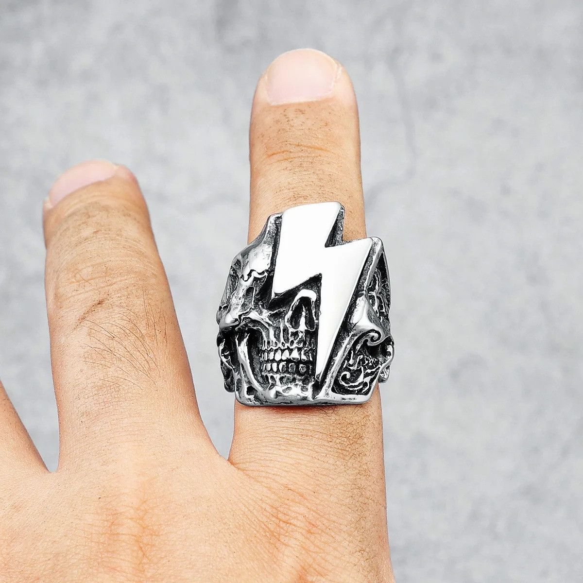 Jewelry Sull Rings Lightning Streetwear Jewelry Fashion Gift Size ONE SIZE - 1 Thumbnail