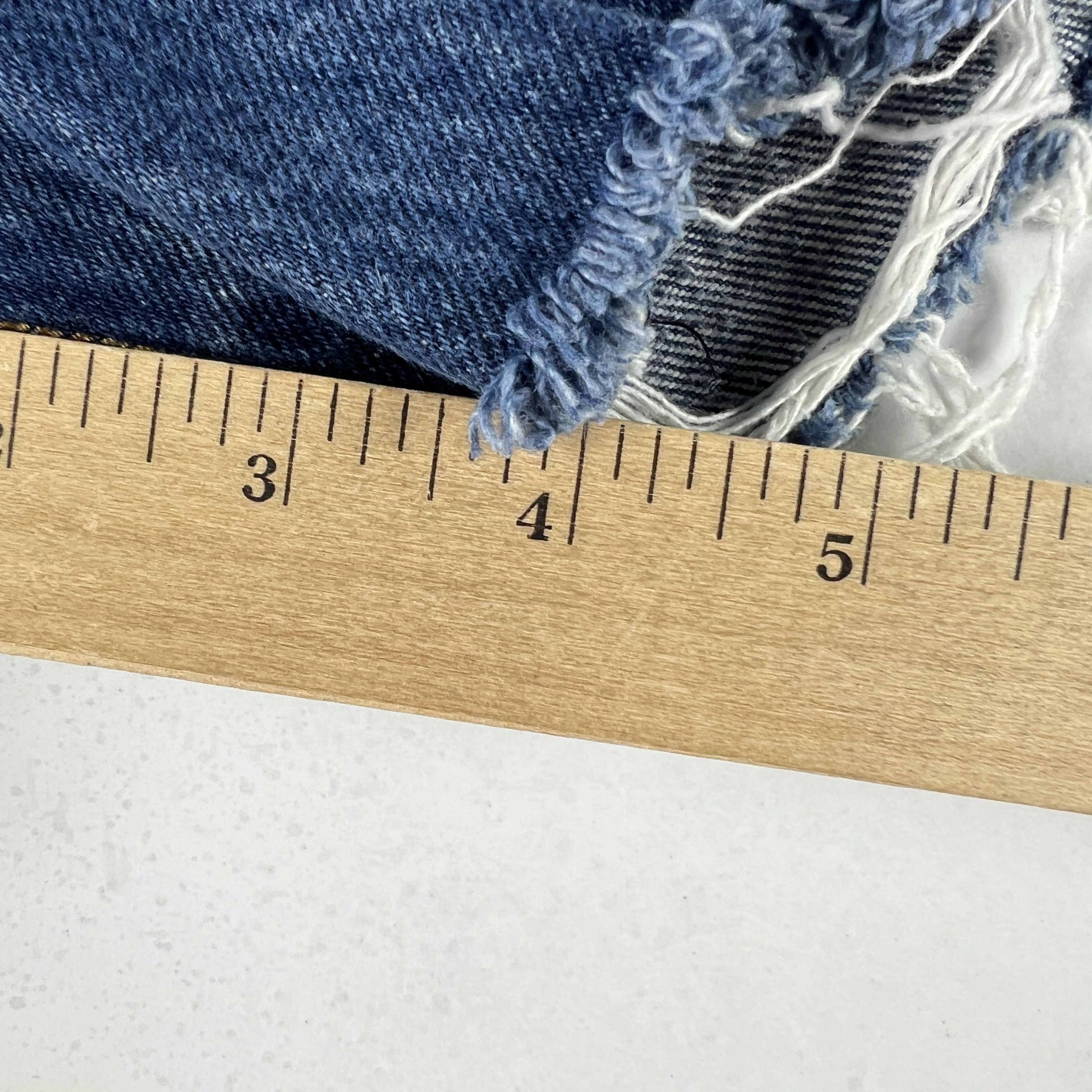 Levi's Levi's Jean Shorts 501 Straight Cut Off Frayed Denim Jorts Size US 30 / EU 46 - 16 Thumbnail