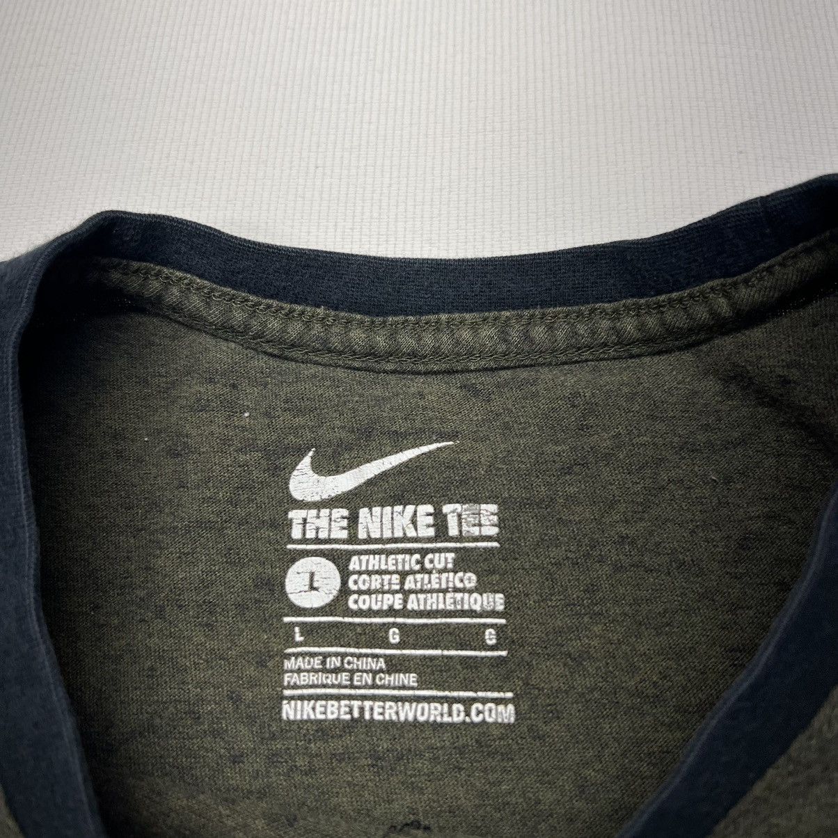 Nike Nike Tee Shirt Heather Green Pocket Logo Box Sportswear Y2K Size US L / EU 52-54 / 3 - 6 Thumbnail