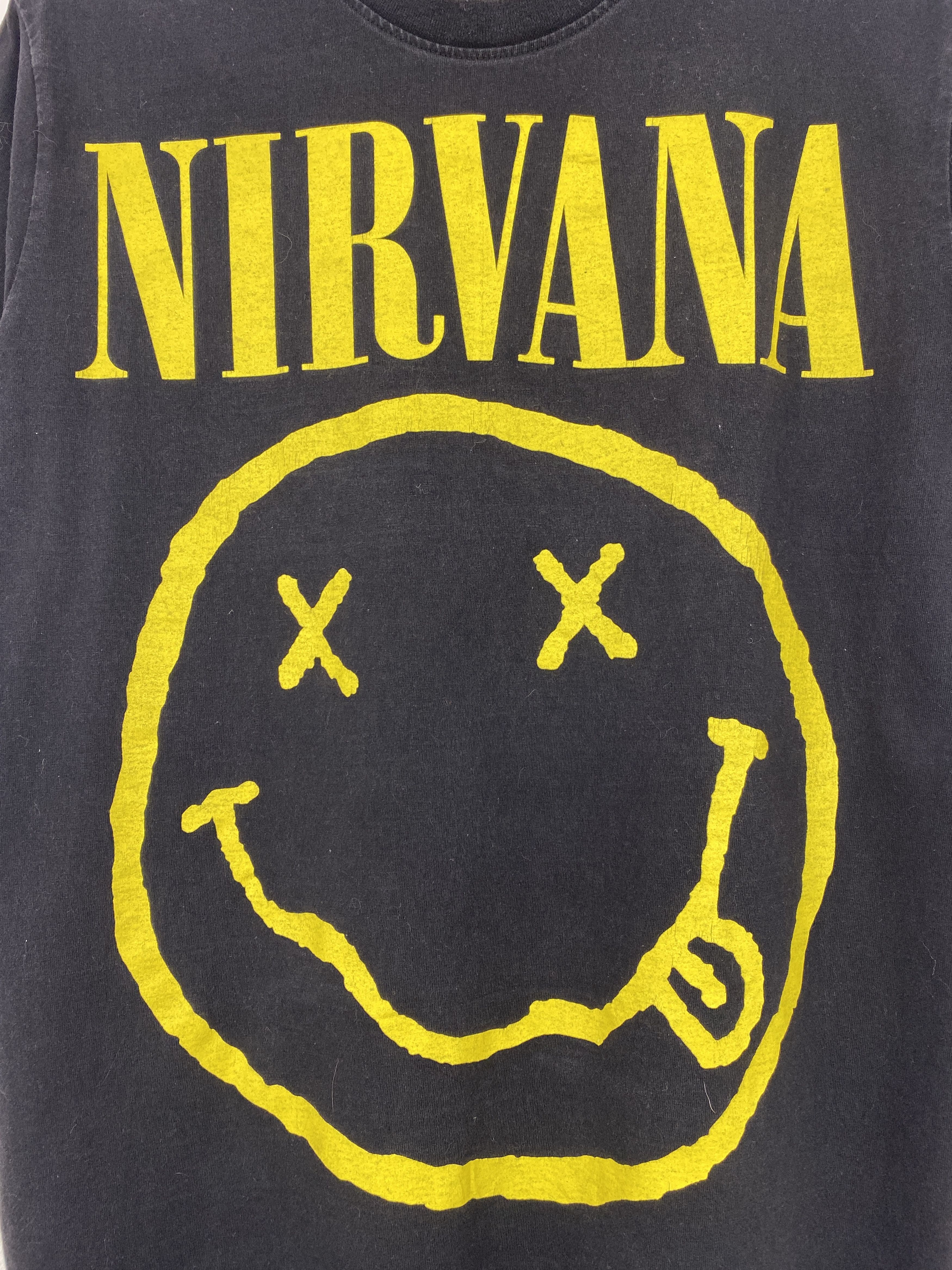 Band Tees × Nirvana × Vintage Vintage 1992 Nirvana Smile T Shirt TA0502 Size US M / EU 48-50 / 2 - 7 Thumbnail