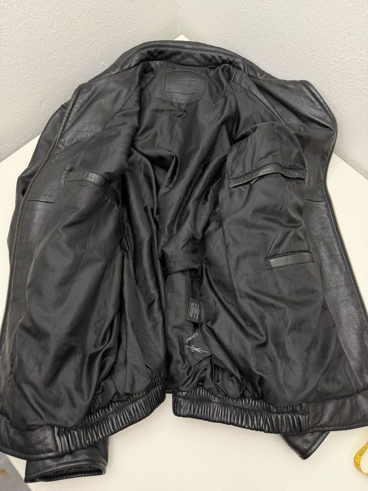 Roundtree & Yorke Roundtree & Yorke Genuine Leather Black Bomber Jacket XL Size US XL / EU 56 / 4 - 8 Thumbnail
