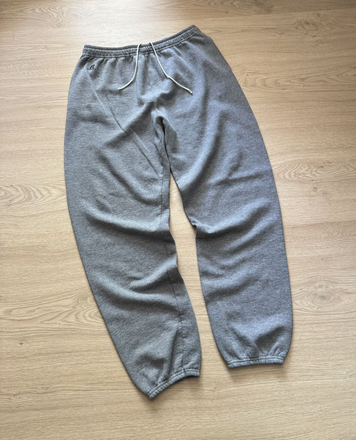 Russell Athletic Vintage 90’s Russell Athletic Baggy Sweatpants Size US 36 / EU 52 - 1 Thumbnail