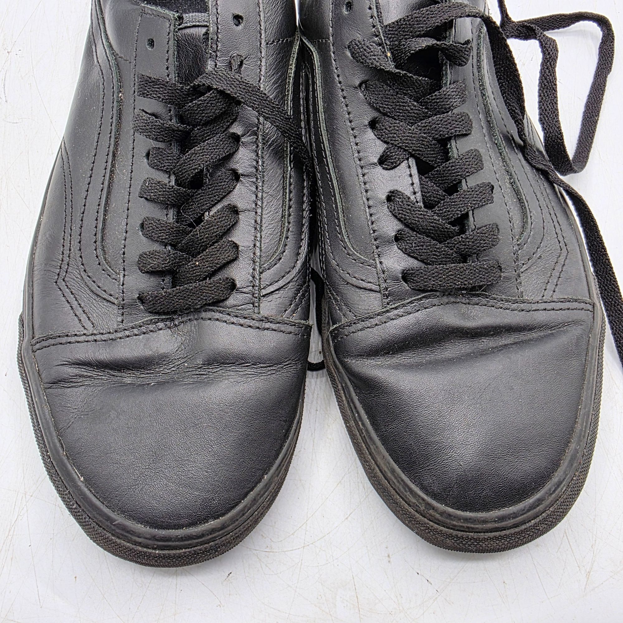Vans Vans Old Skool Classic Tumble Mens 10 Triple Black Mono Shoe Size US 10 / EU 43 - 10 Thumbnail