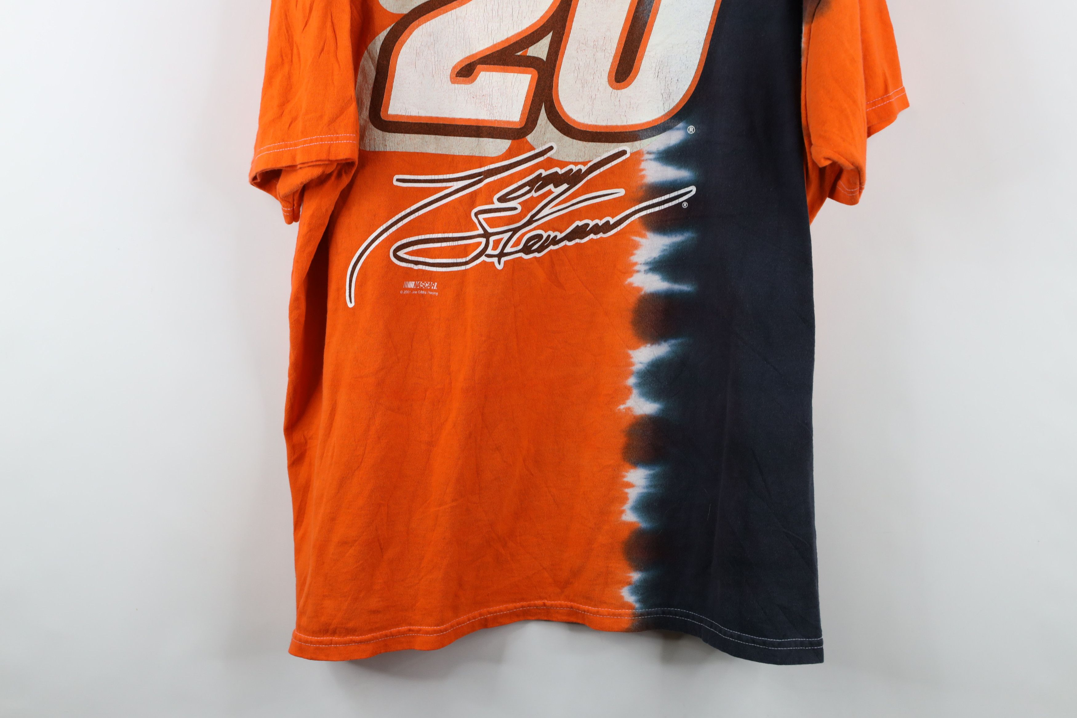 Vintage Vintage Y2K 2001 NASCAR Stewart Racing Acid Wash T-Shirt Size US XXL / EU 58 / 5 - 3 Thumbnail