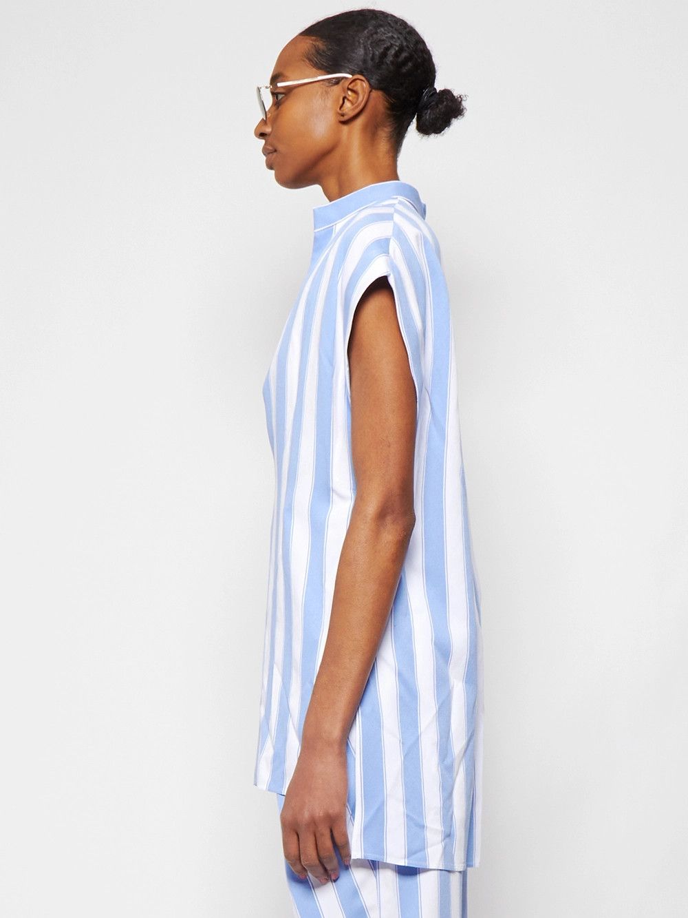 Balmain o1y0625 T-Shirt in Light Blue/White Size S / US 4 / IT 40 - 4 Thumbnail
