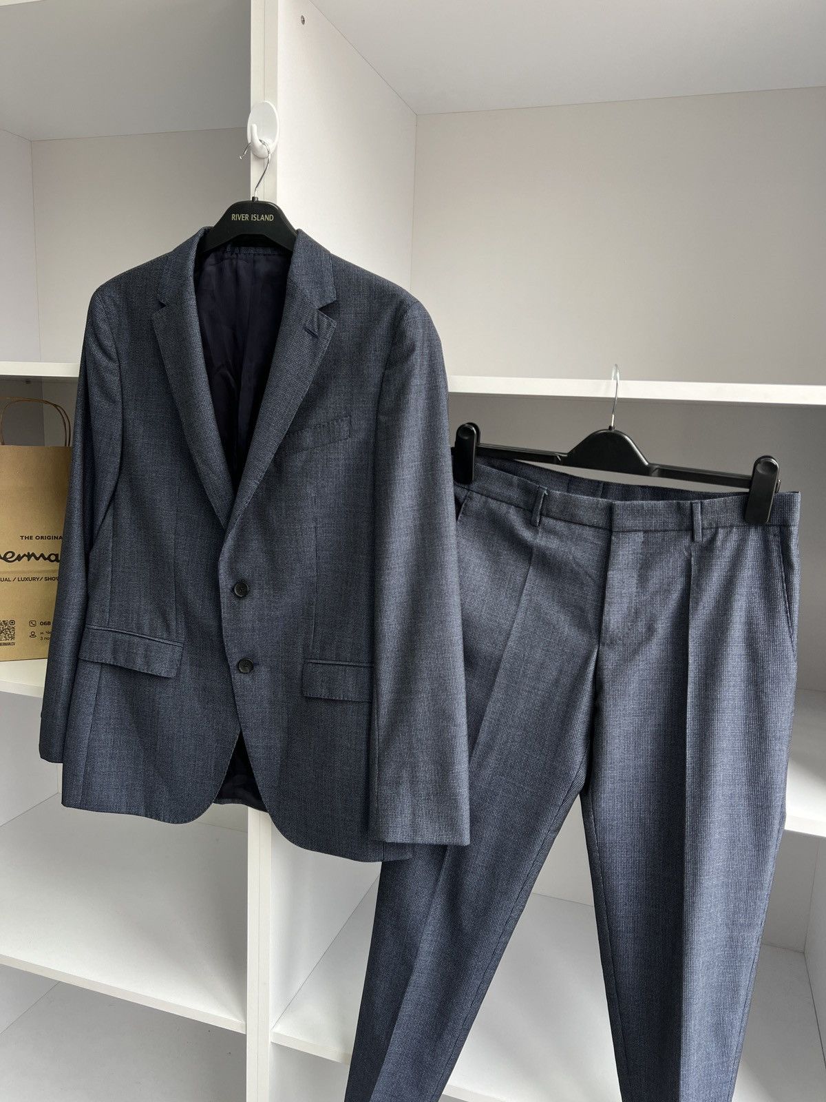 Designer × Hugo Boss × Vintage Vintage Hugo Boss Luxury Old Money Style Suit Size 48S - 3 Thumbnail