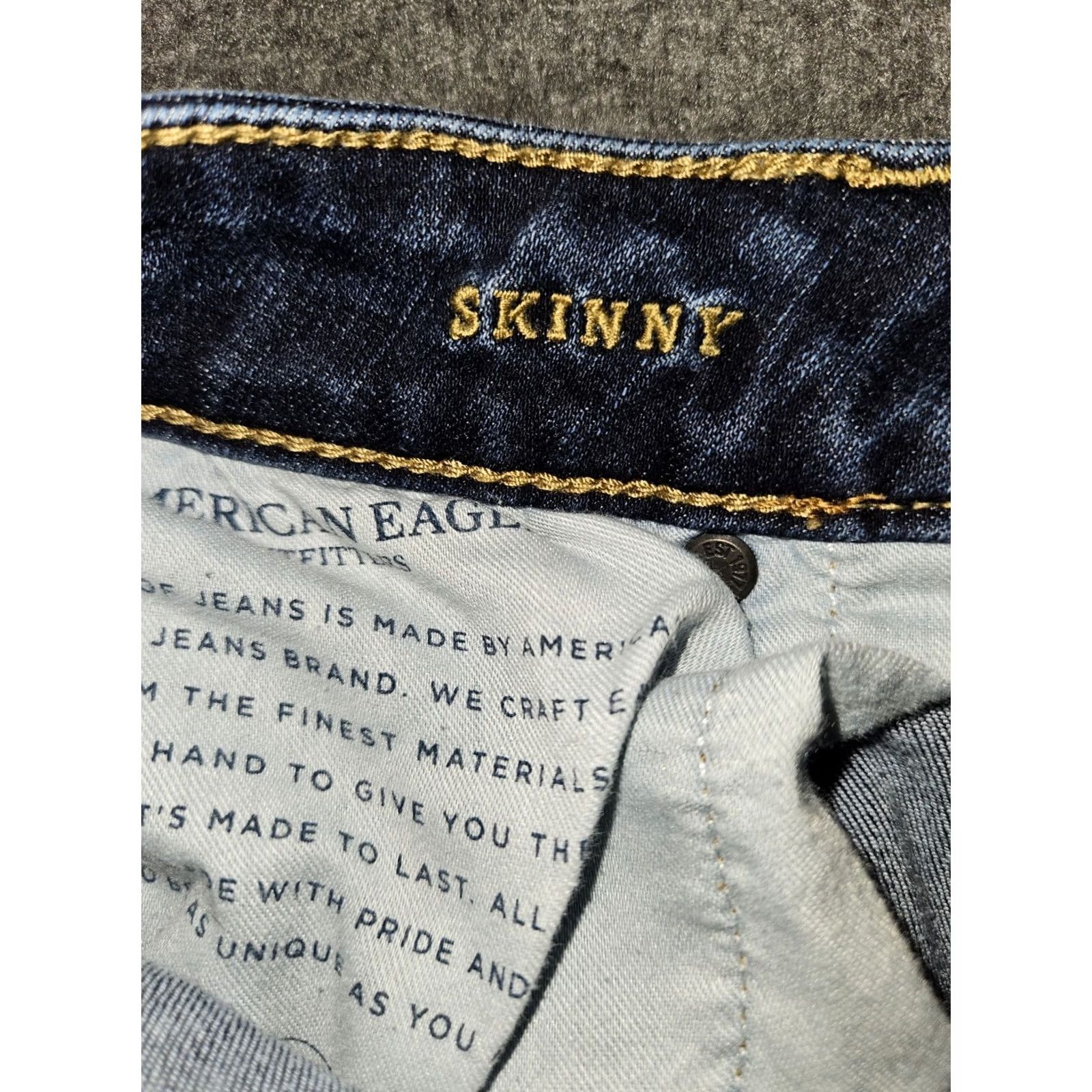 American Eagle Outfitters American Eagle Outfitters Jeans Men's 30x34 Skinny Blue Distressed Slim Low Rise Stretch Pockets Logo Button Zipper Denim N/A Size US 30 / EU 46 - 3 Thumbnail