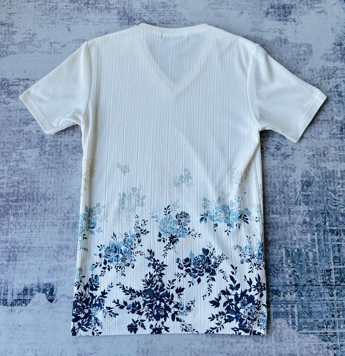 Tornado Mart Tornado Mart Flower Short Sleeve Size US XXS / EU 40 - 2 Thumbnail