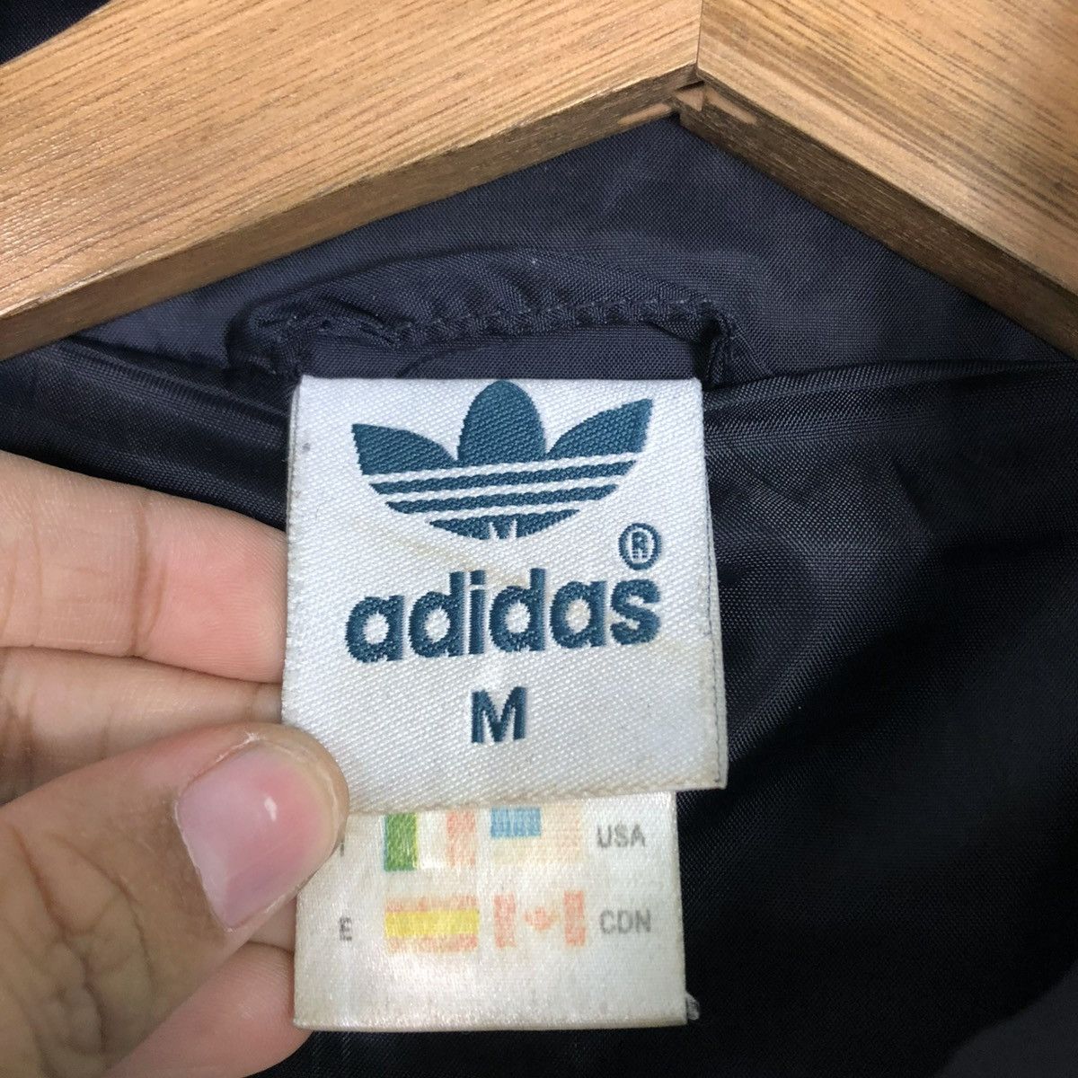Adidas 🔥VINTAGE ADIDAD PUFFER JACKET QUILTED FULL PRINT Size US M / EU 48-50 / 2 - 20 Thumbnail
