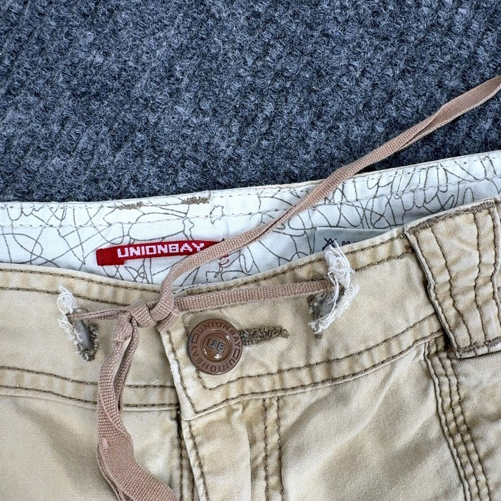 Vintage VINTAGE Unionbay Cargo Pants Womens 13 Tan Cotton Wide Leg Utility Y2K Grunge Skater Size 34" / US 12 / IT 48 - 5 Thumbnail