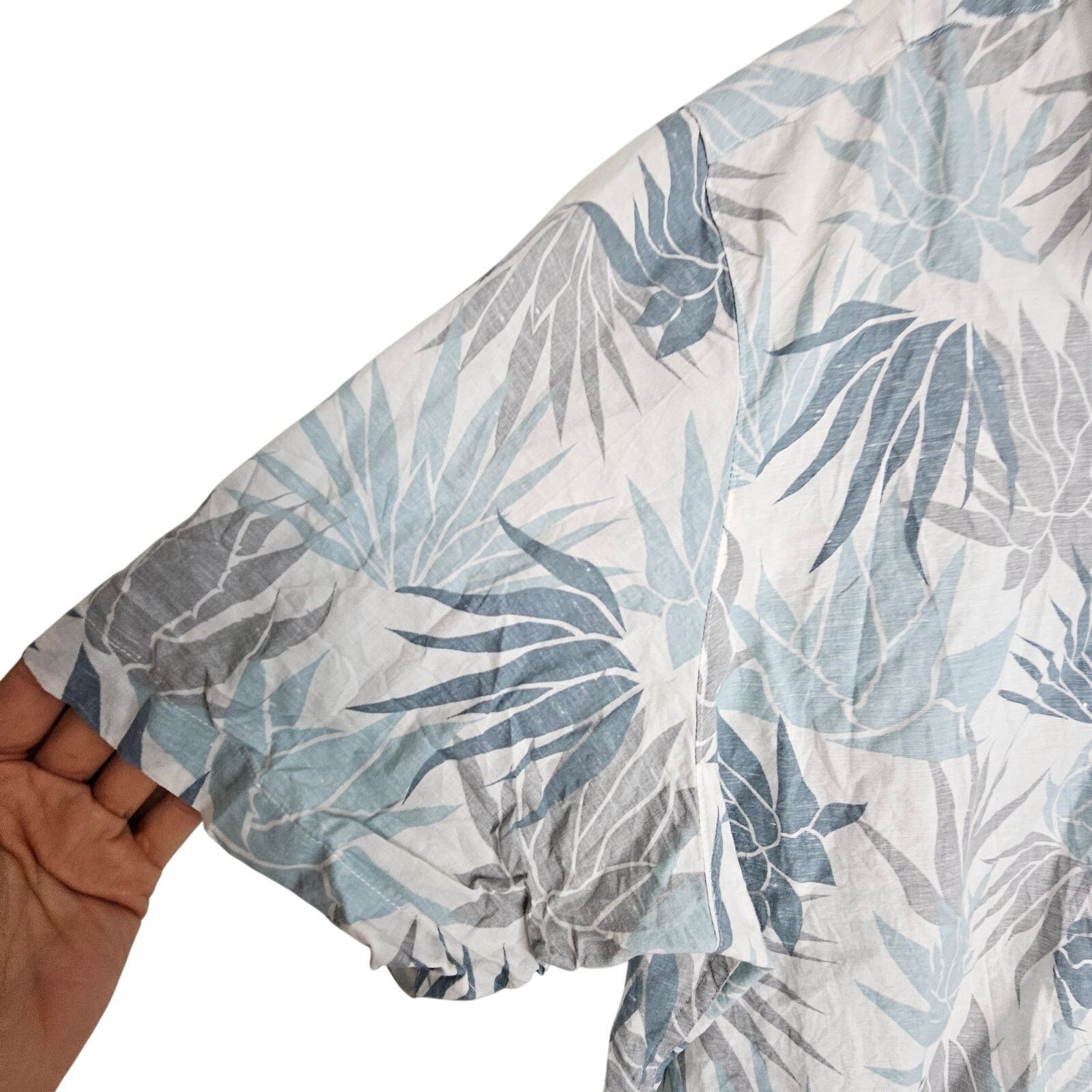 TravisMathew Travis Mathew Mens Hawaiian Floral Palm Print Shirt Sz XL Size US XL / EU 56 / 4 - 4 Thumbnail