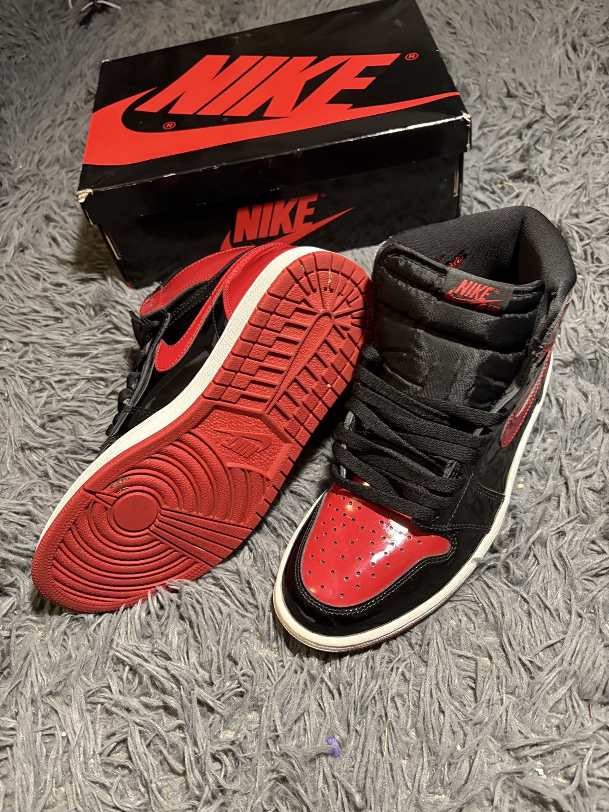 Jordan Brand Jordan 1 Retro High ‘Patent Bred’ Size US 9.5 / EU 42-43 - 5 Thumbnail