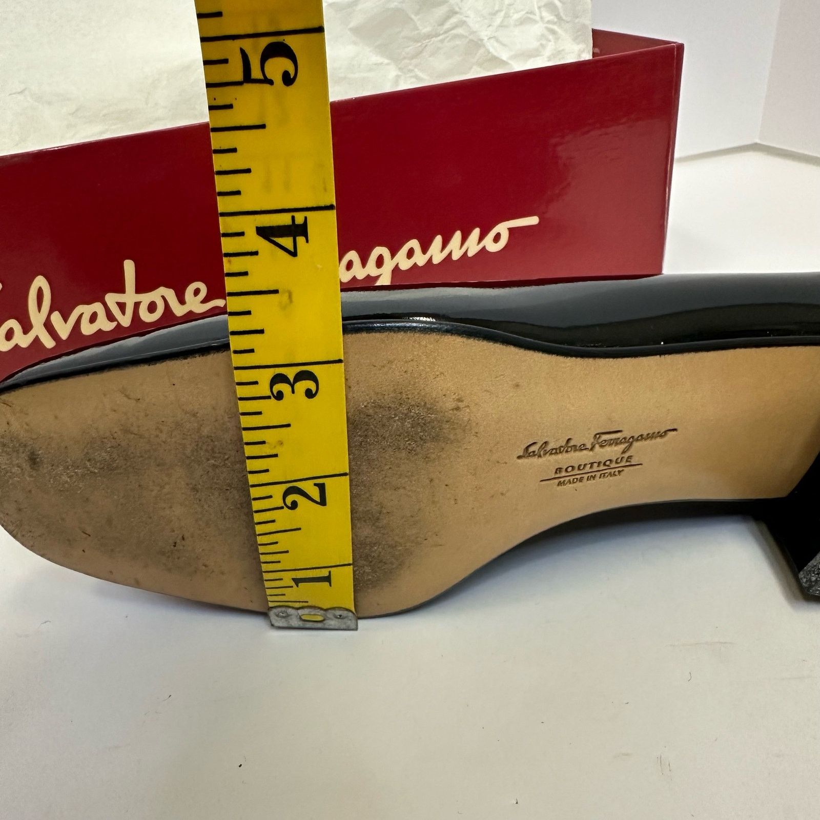 Salvatore Ferragamo Vintage Salvatore Ferragamo Boutique Black Loafers SZ 5.5 C Size US 5.5 / IT 35.5 - 14 Thumbnail