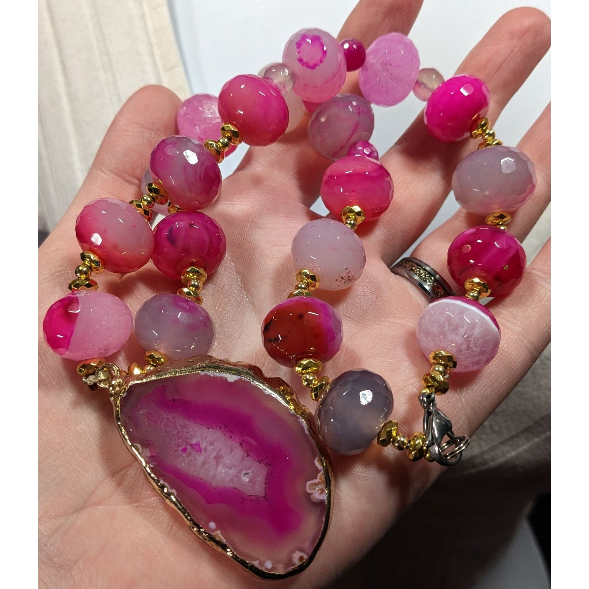 Other Glam Nature Inspired Pink Dyed Agate And Geode Slice Necklac Size ONE SIZE - 5 Thumbnail