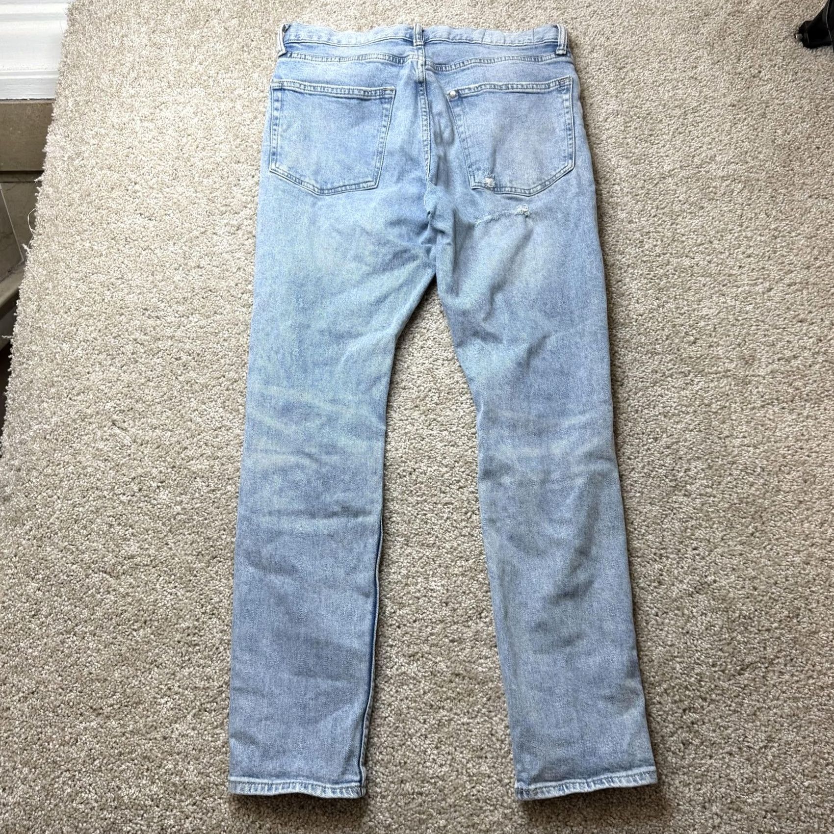 H&M H&M Slim Tapered Jeans Mens 32x32 Light Wash Blue Denim Size US 32 / EU 48 - 4 Thumbnail