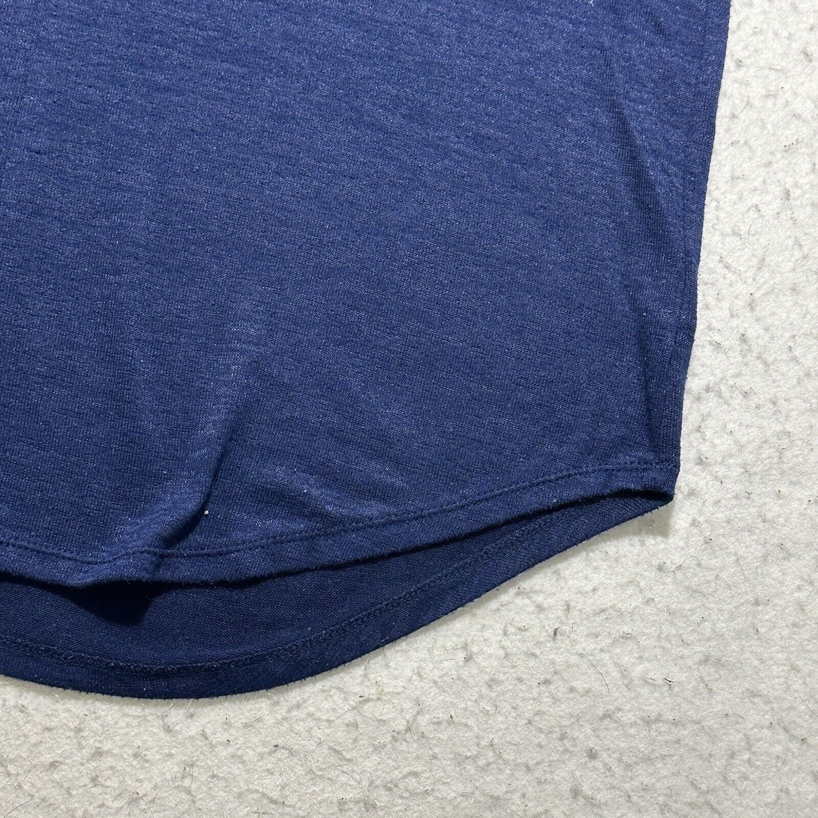 Other A.N.A. Large V-Neck Navy Blue Knit Round Hem T-Shirt Size L / US 10 / IT 46 - 3 Thumbnail
