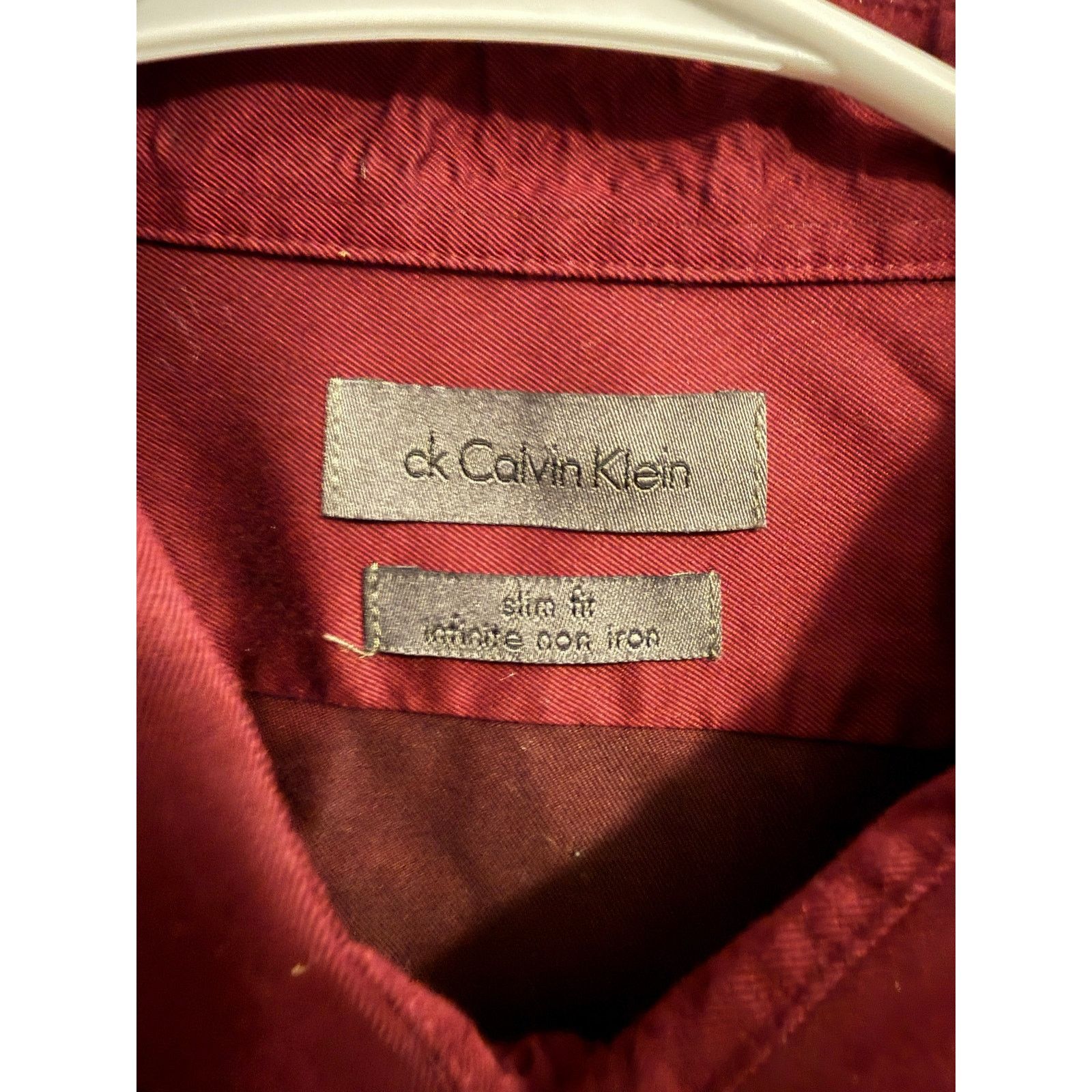Calvin Klein Calvin Klein Slim Fit Burgundy Dress Shirt 16.5 32/33 Size US L / EU 52-54 / 3 - 3 Thumbnail