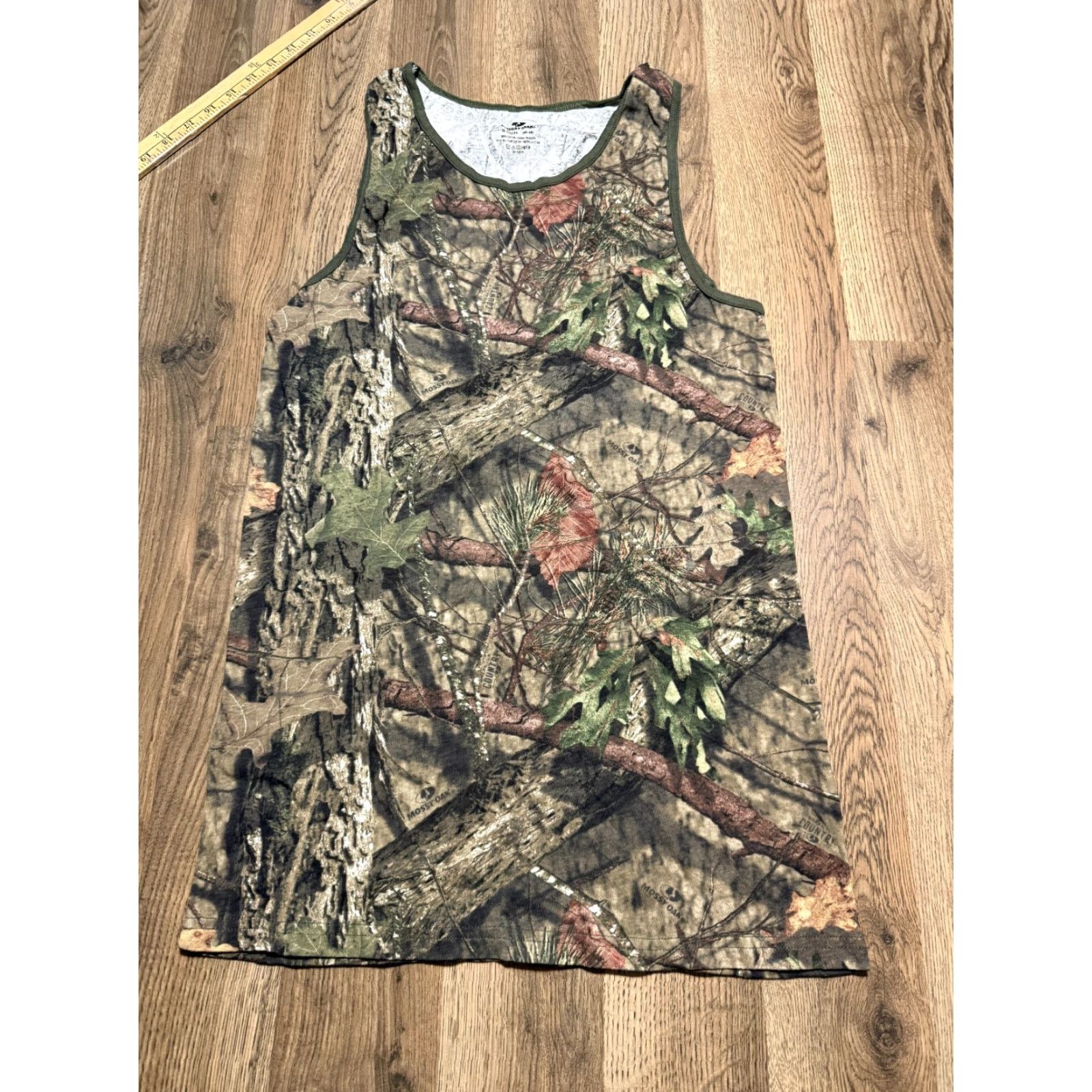 Vintage Mossy Oak Tank Top Men's XL Camouflage Outdoor Green Brown Shirt (Mossy Oak) Size US XL / EU 56 / 4 - 2 Thumbnail