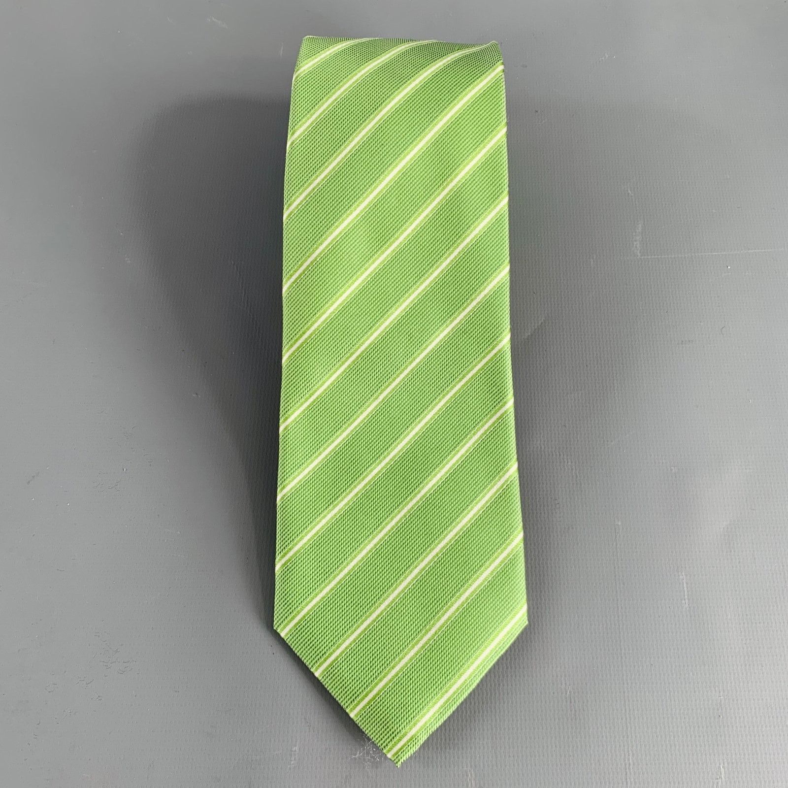 Isaia ISAIA Green White Diagonal Stripe Silk Tie Size ONE SIZE - 2 Thumbnail