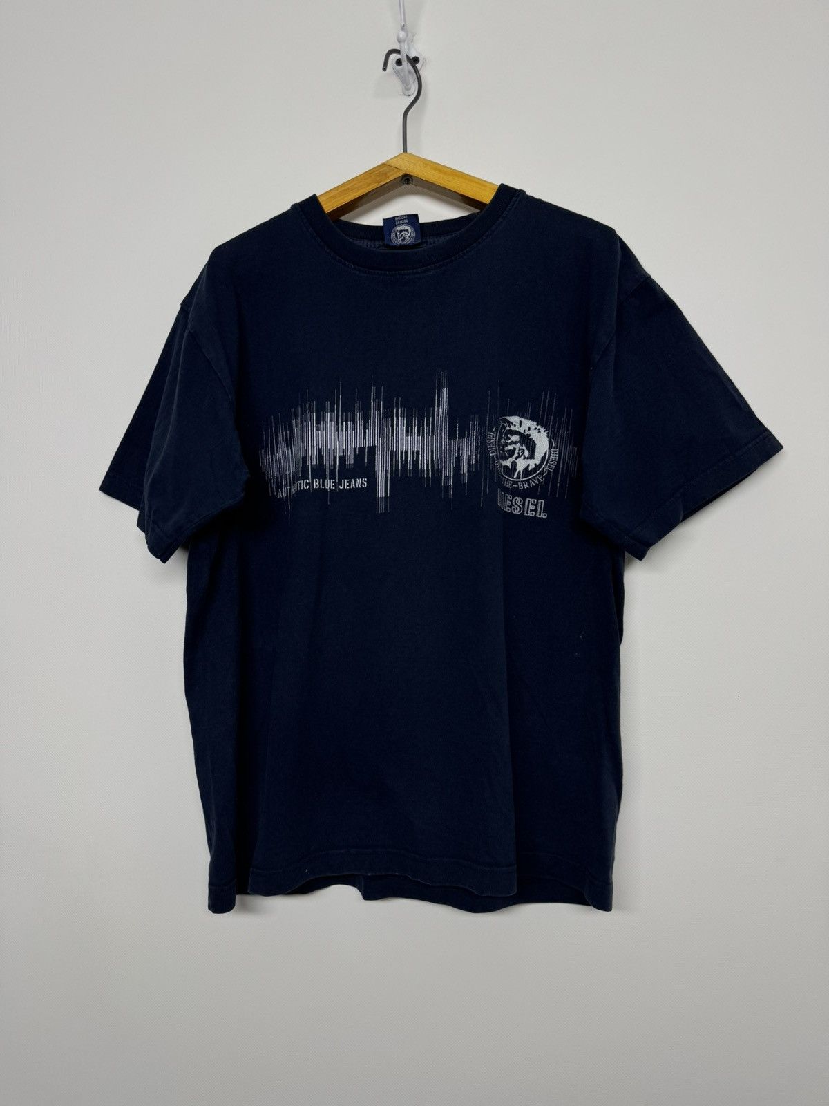 Diesel Vintage Big logo Y2K Diesel T-shirt Rare Size US M / EU 48-50 / 2 - 1 Thumbnail