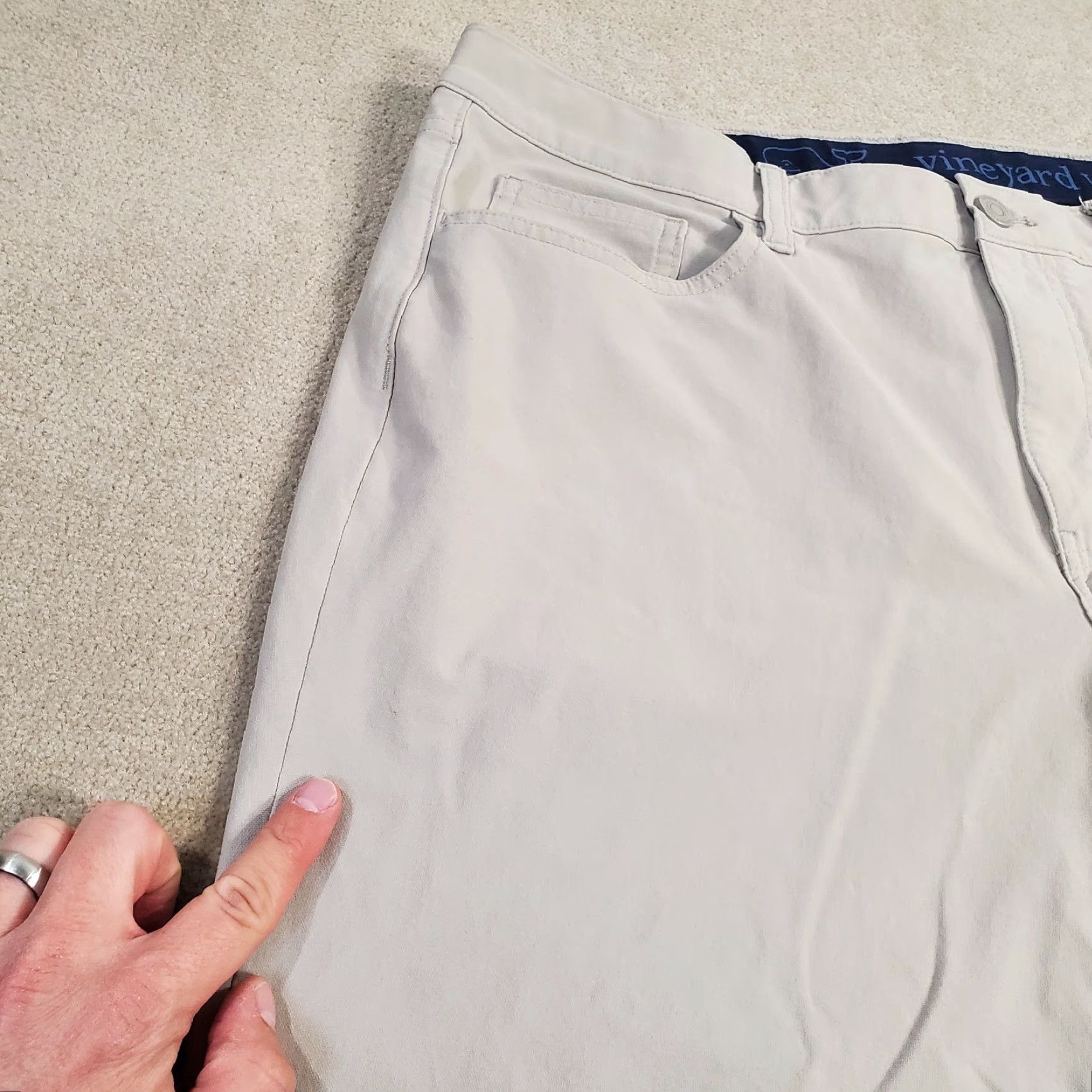 Vineyard Vines **Vineyard Vines Mens Regular Fit Chino Pants 35x30 Beige Stretch** User: **Vineyard Vines Mens Regular Fit 35 Waist Chino Pants Beige Stretch** Size US 35 - 7 Thumbnail