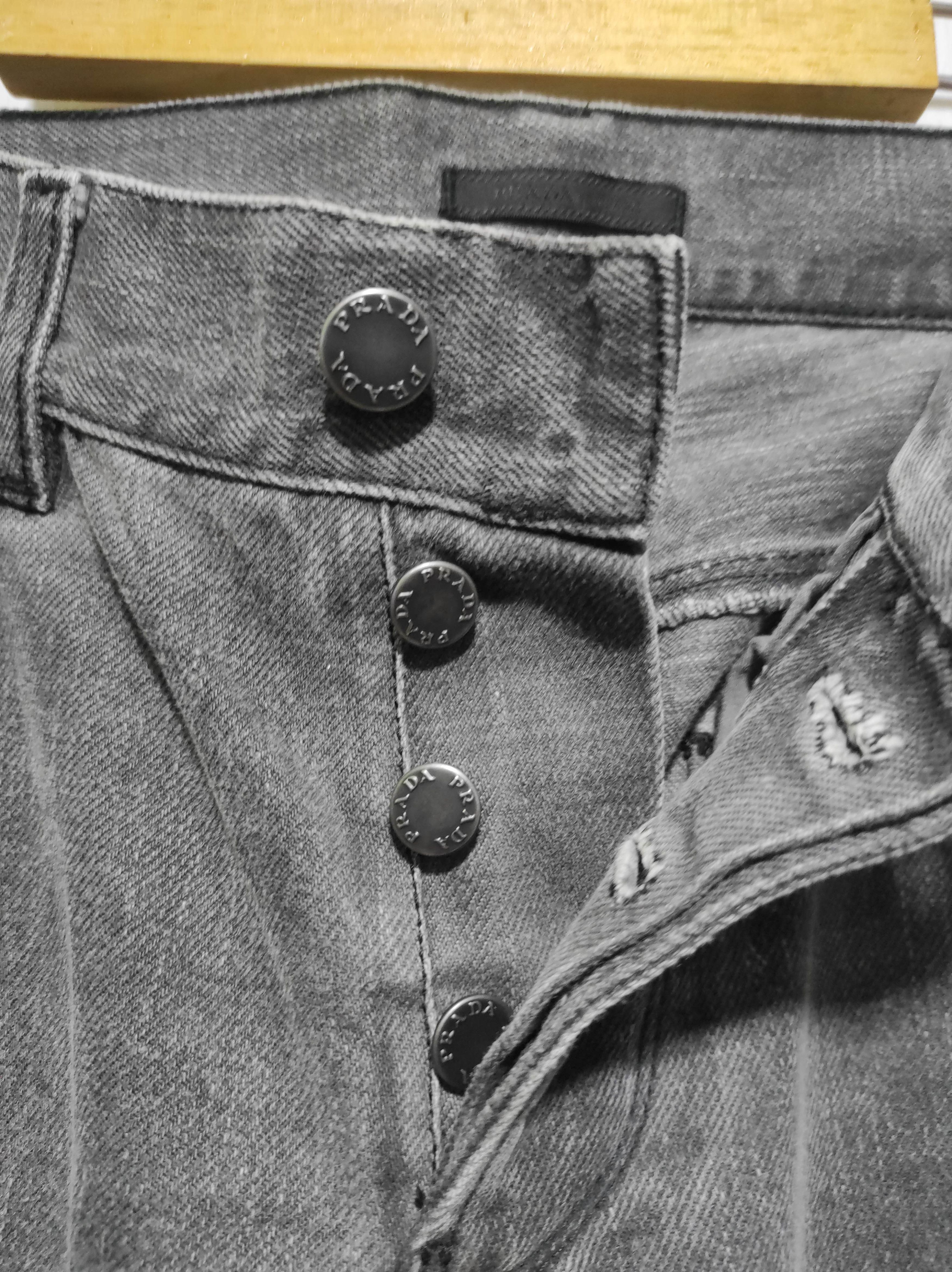 Prada Prada Logo Black Denim Tapered Fit Jeans size 30 Size US 30 / EU 46 - 9 Thumbnail