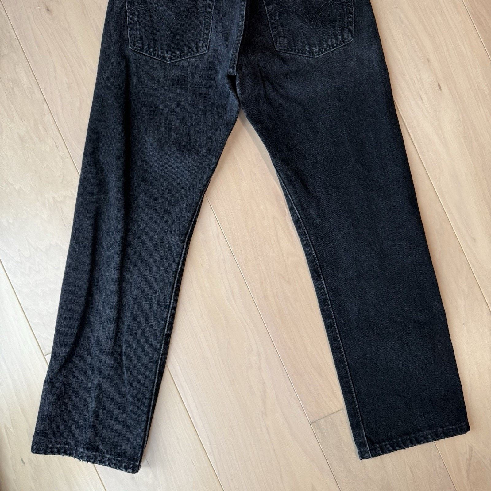 Levi's × Vintage Vintage Levis 501 Jeans 28 Black 90s Straight Leg Workwear Size US 28 / EU 44 - 8 Thumbnail