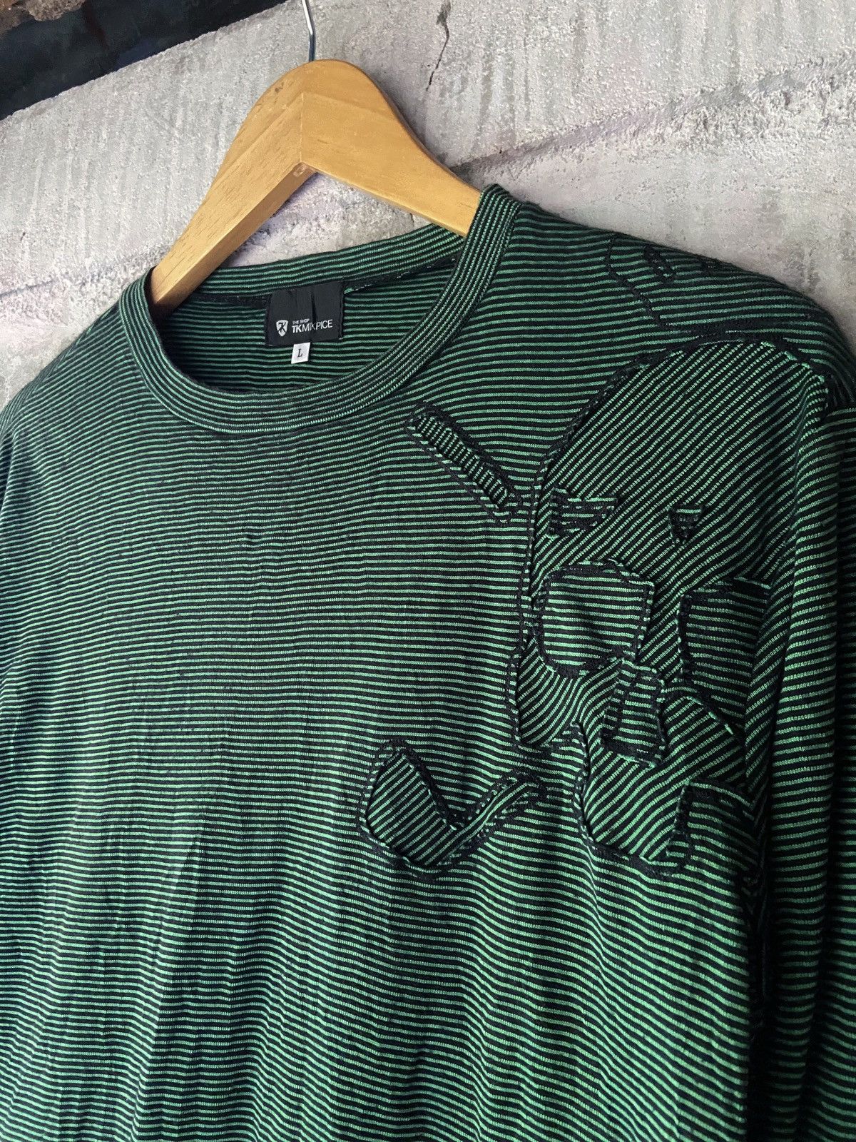 Beauty Beast TKMIXPICE SKULL STRIPED LONG SLEEVE Size US M / EU 48-50 / 2 - 3 Thumbnail